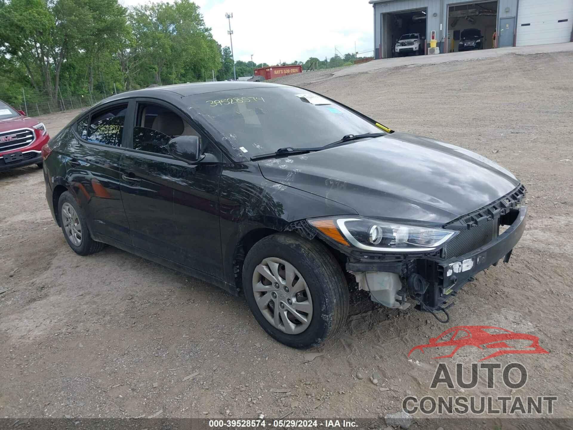 HYUNDAI ELANTRA 2017 - KMHD74LF8HU061021