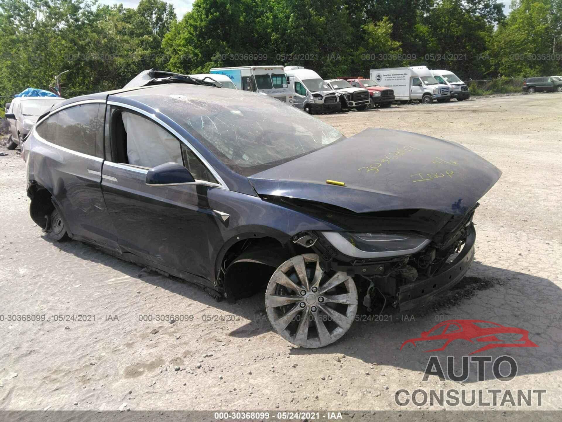 TESLA MODEL X 2017 - 5YJXCAE26HF075093