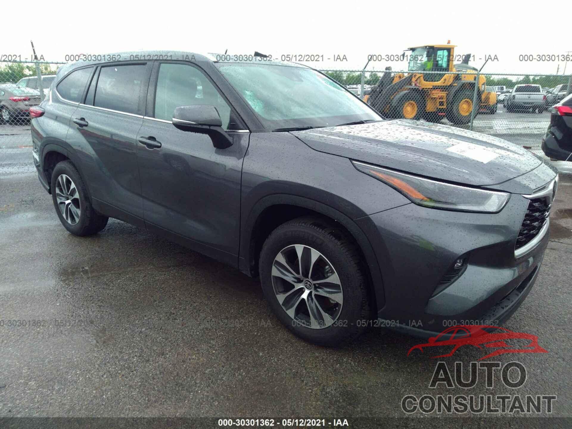 TOYOTA HIGHLANDER 2021 - 5TDGZRAHXMS520786