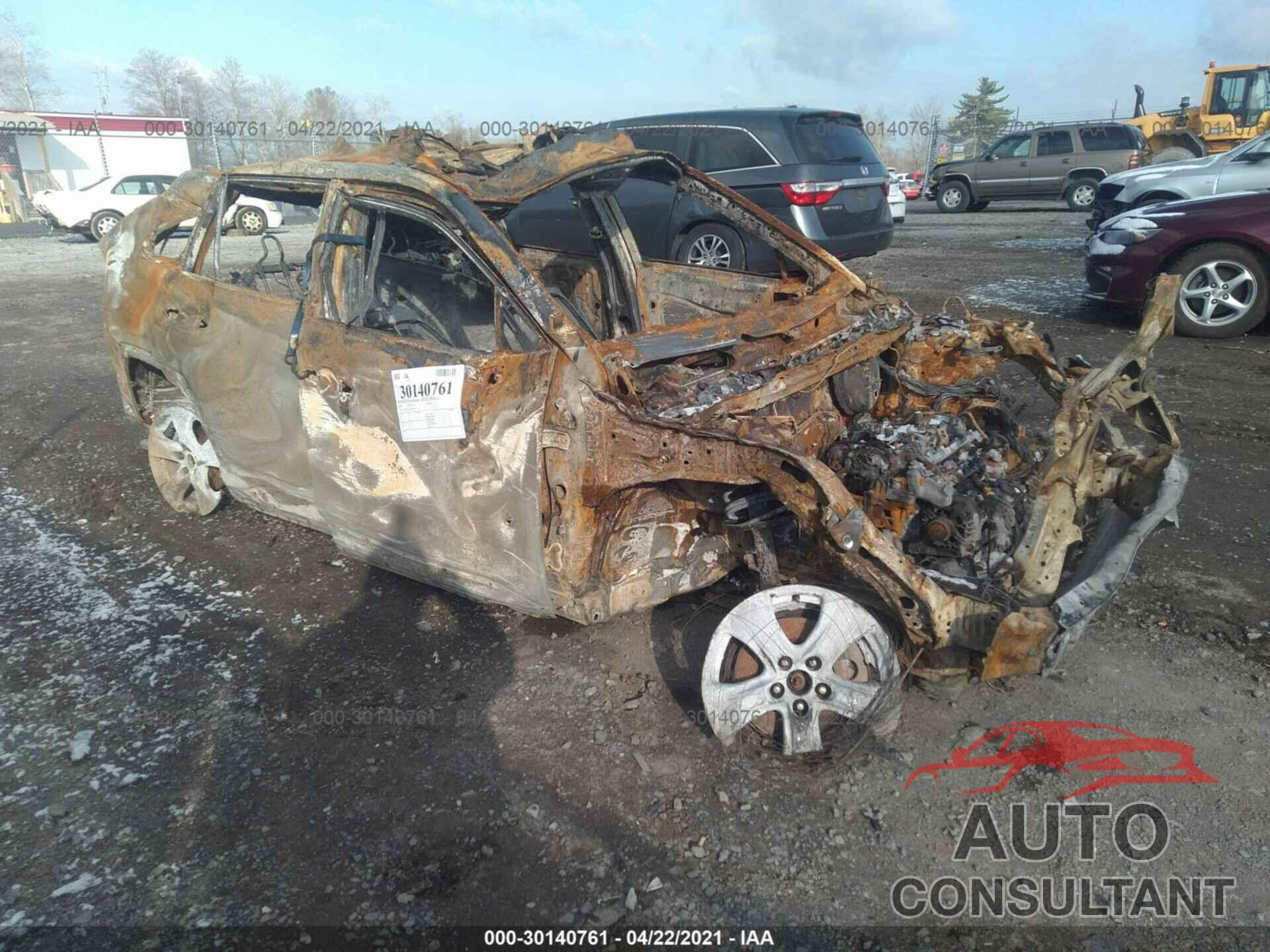 TOYOTA RAV4 2019 - 2T3P1RFV5KW059935