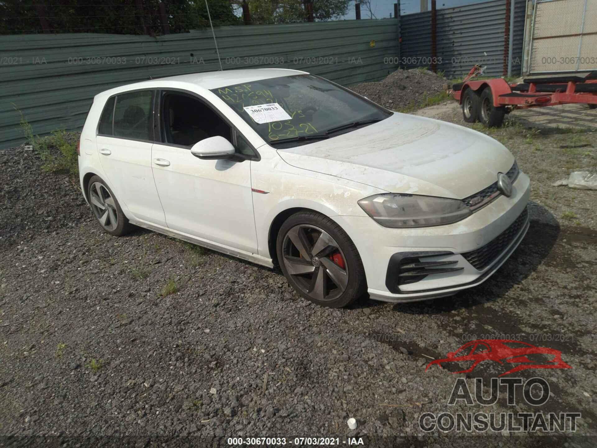 VOLKSWAGEN GOLF GTI 2020 - 3VW6T7AU7LM009126