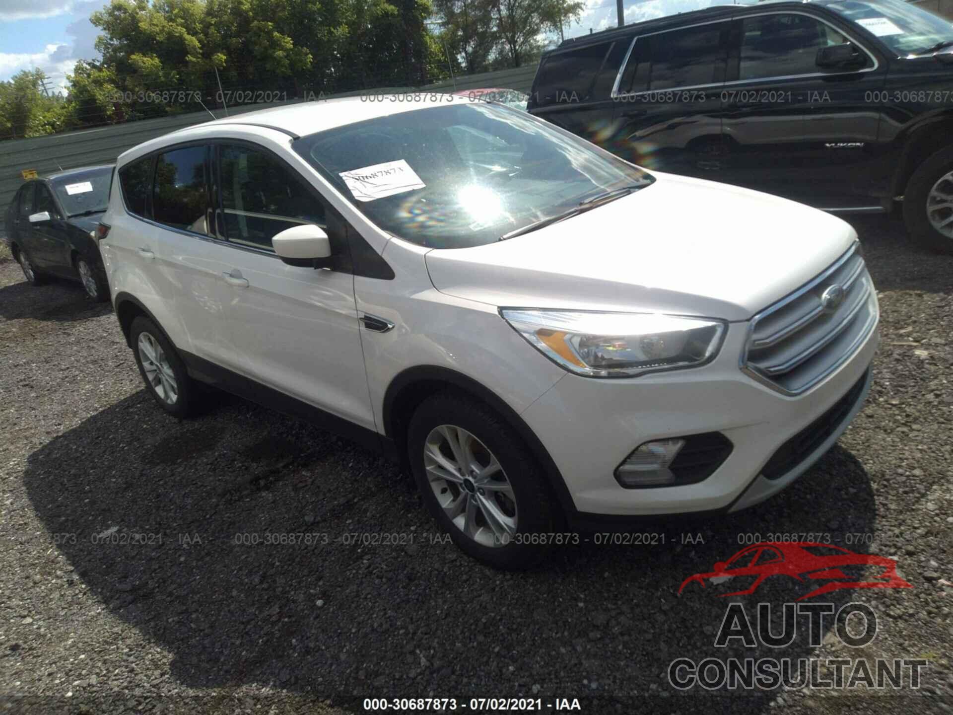 FORD ESCAPE 2017 - 1FMCU9GD1HUA71531