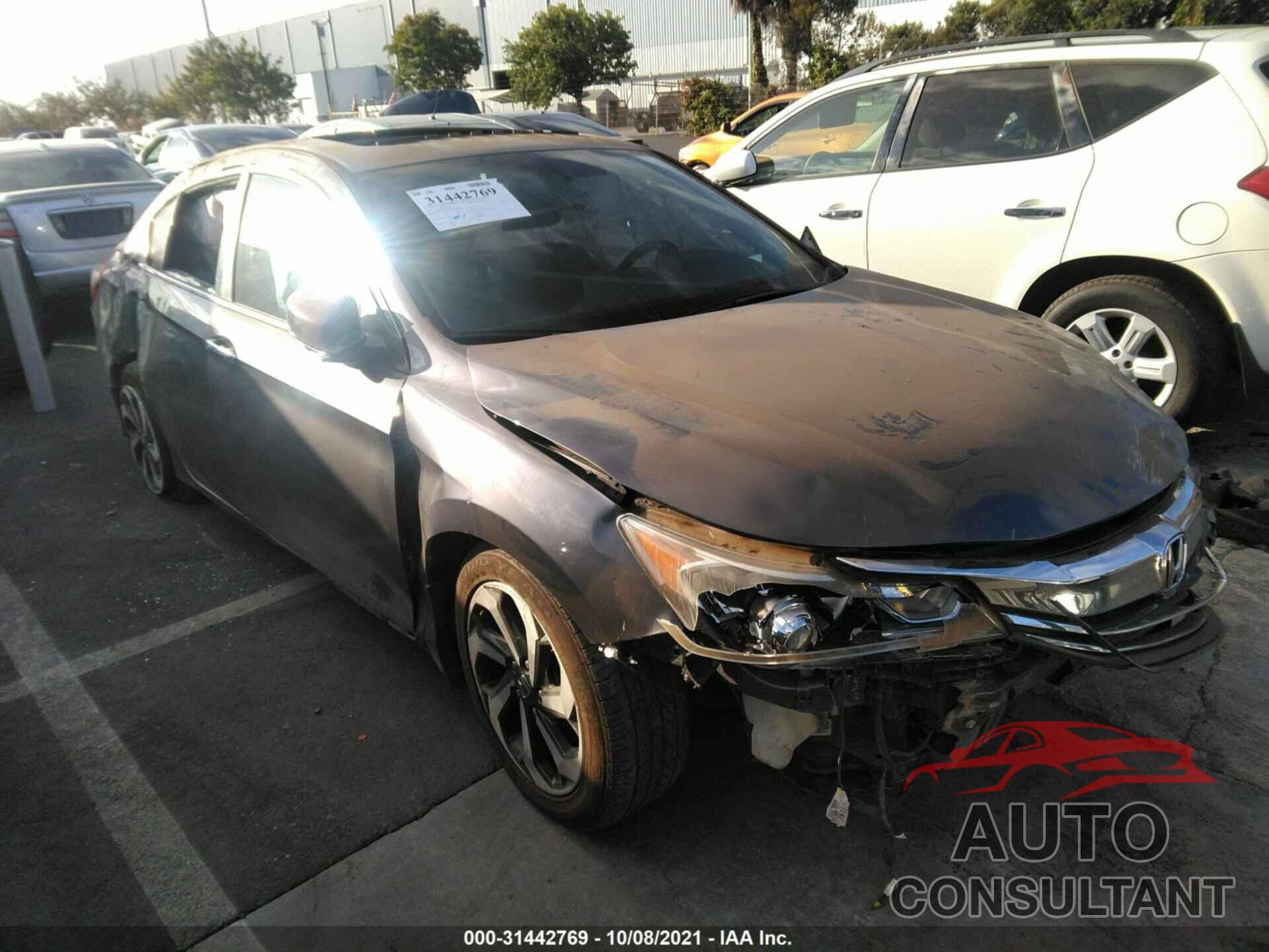 HONDA ACCORD SEDAN 2016 - 1HGCR2F84GA013318