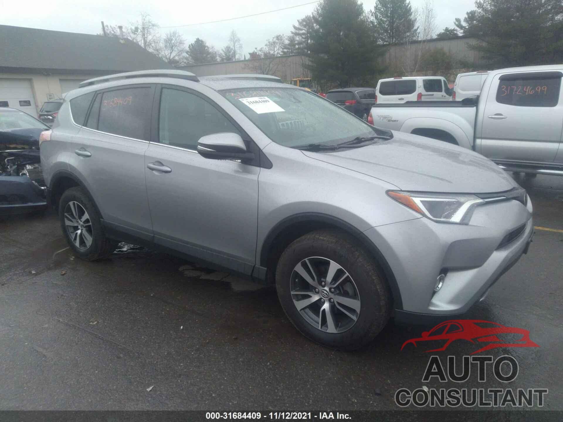 TOYOTA RAV4 2017 - 2T3RFREV2HW678612