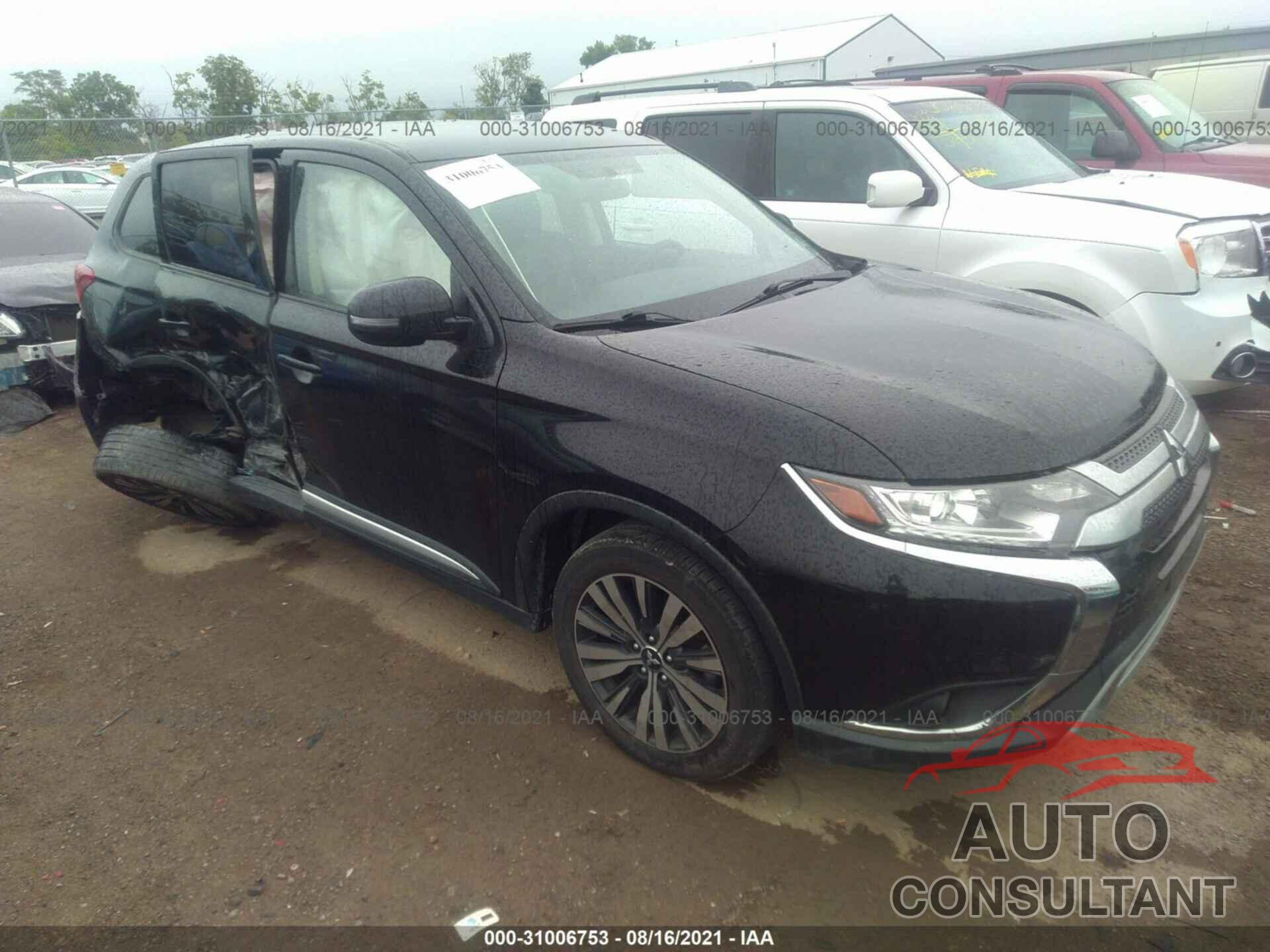 MITSUBISHI OUTLANDER 2019 - JA4AD3A3XKJ002011
