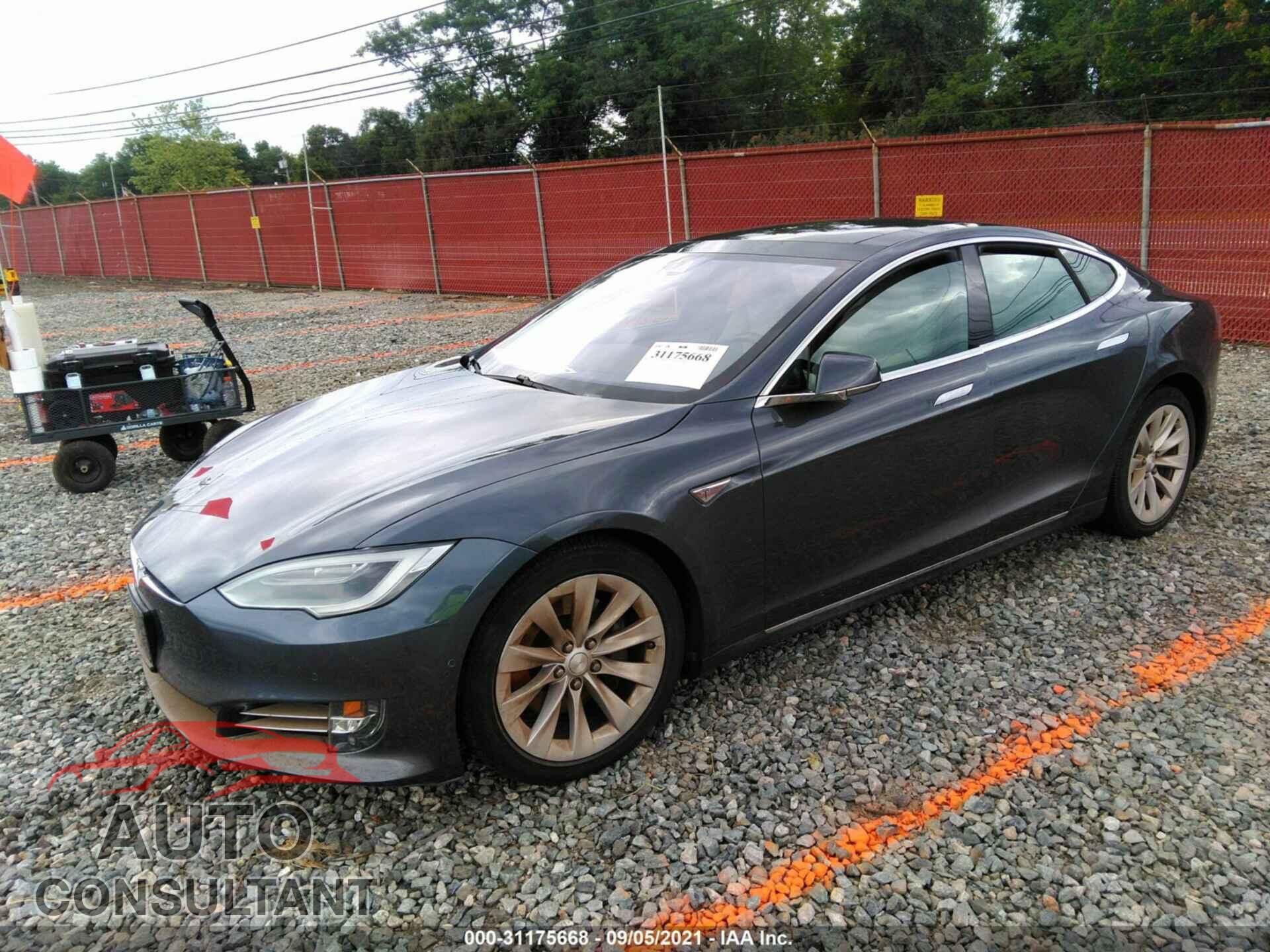 TESLA MODEL S 2016 - 5YJSA1E2XGF147542