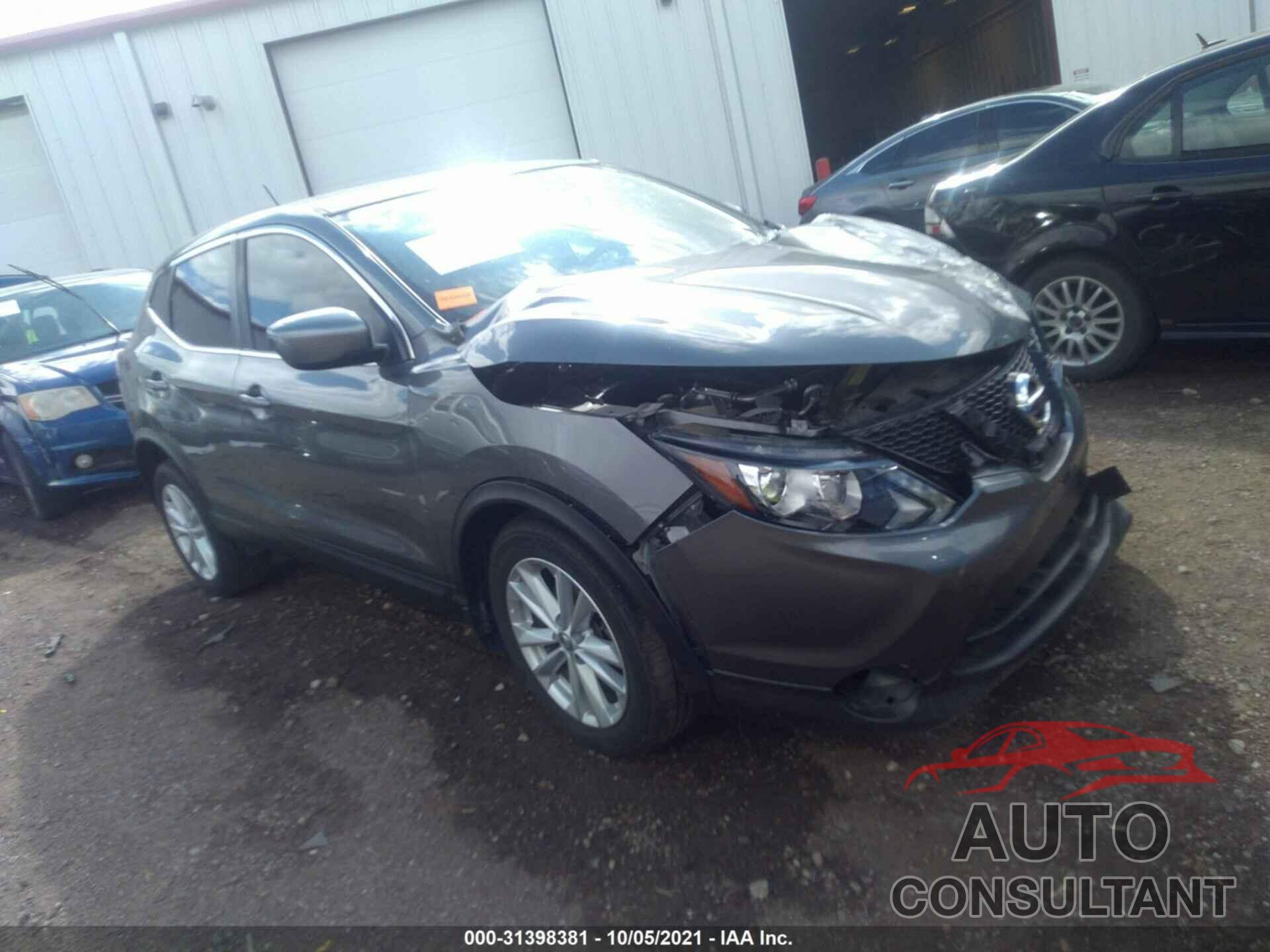 NISSAN ROGUE SPORT 2017 - JN1BJ1CR6HW118829