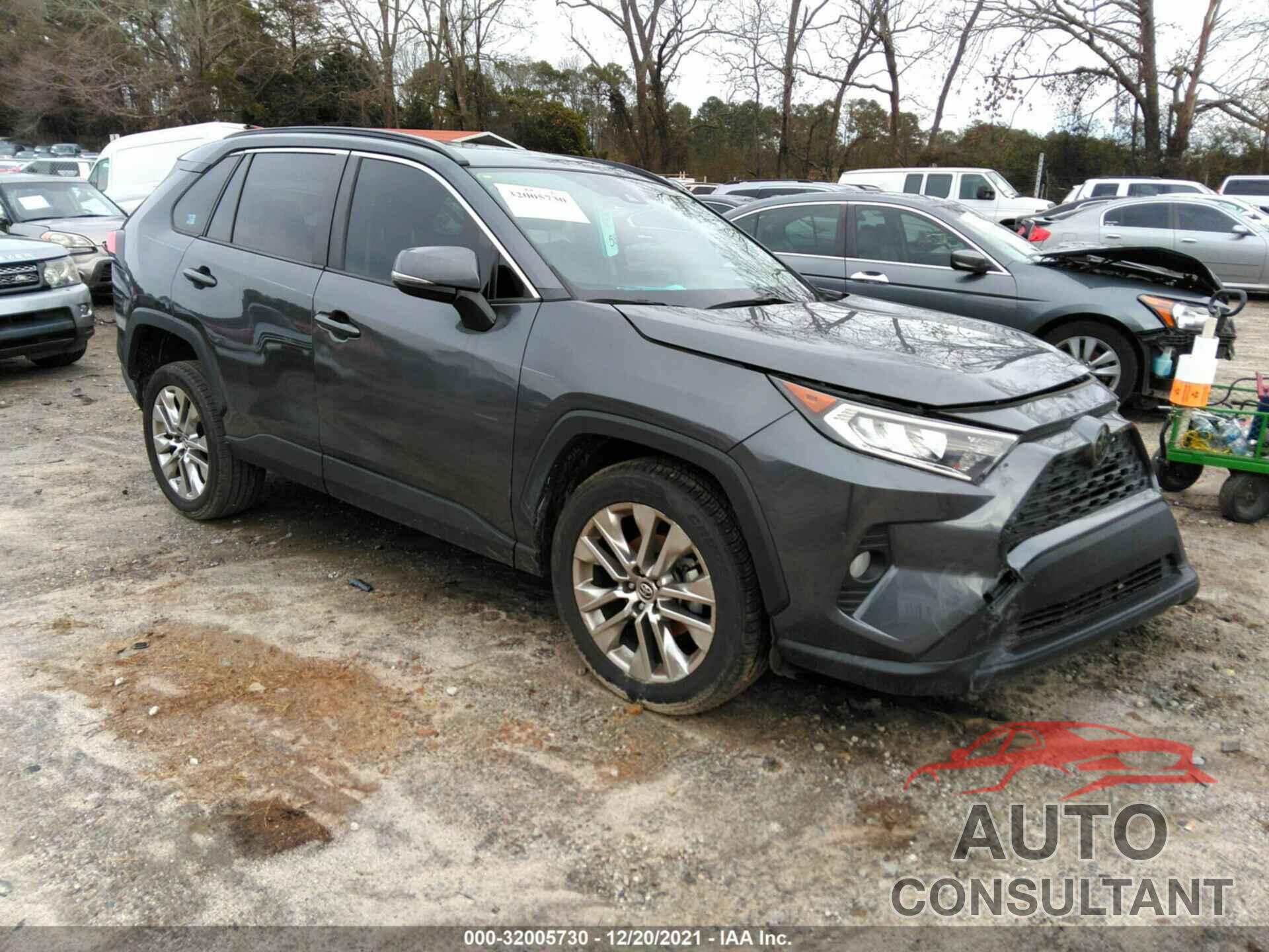 TOYOTA RAV4 2019 - JTMC1RFV0KD016549