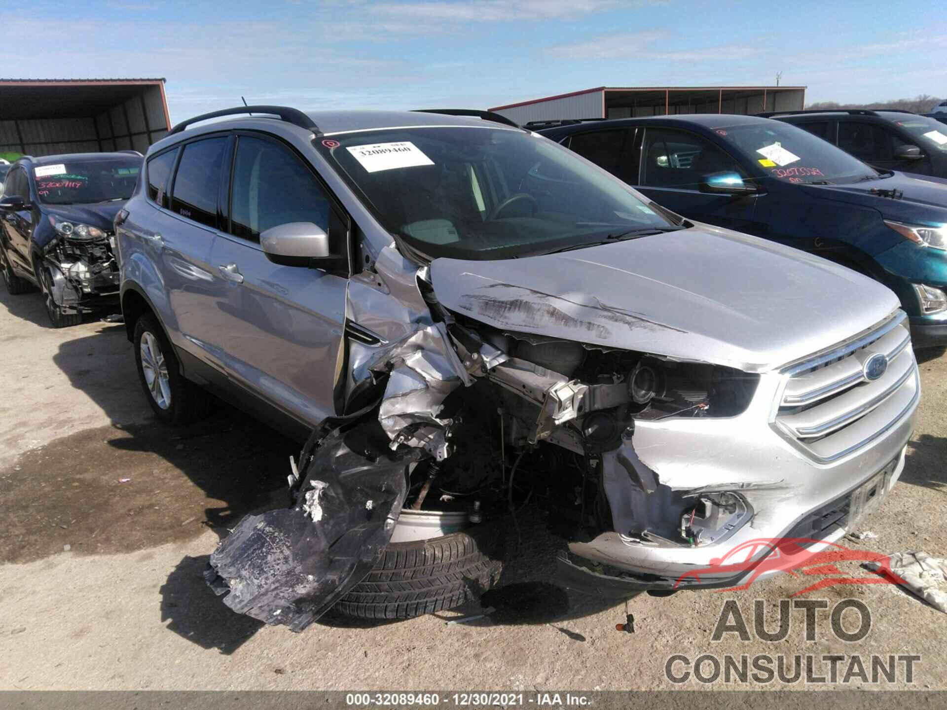 FORD ESCAPE 2018 - 1FMCU0GD0JUB46026