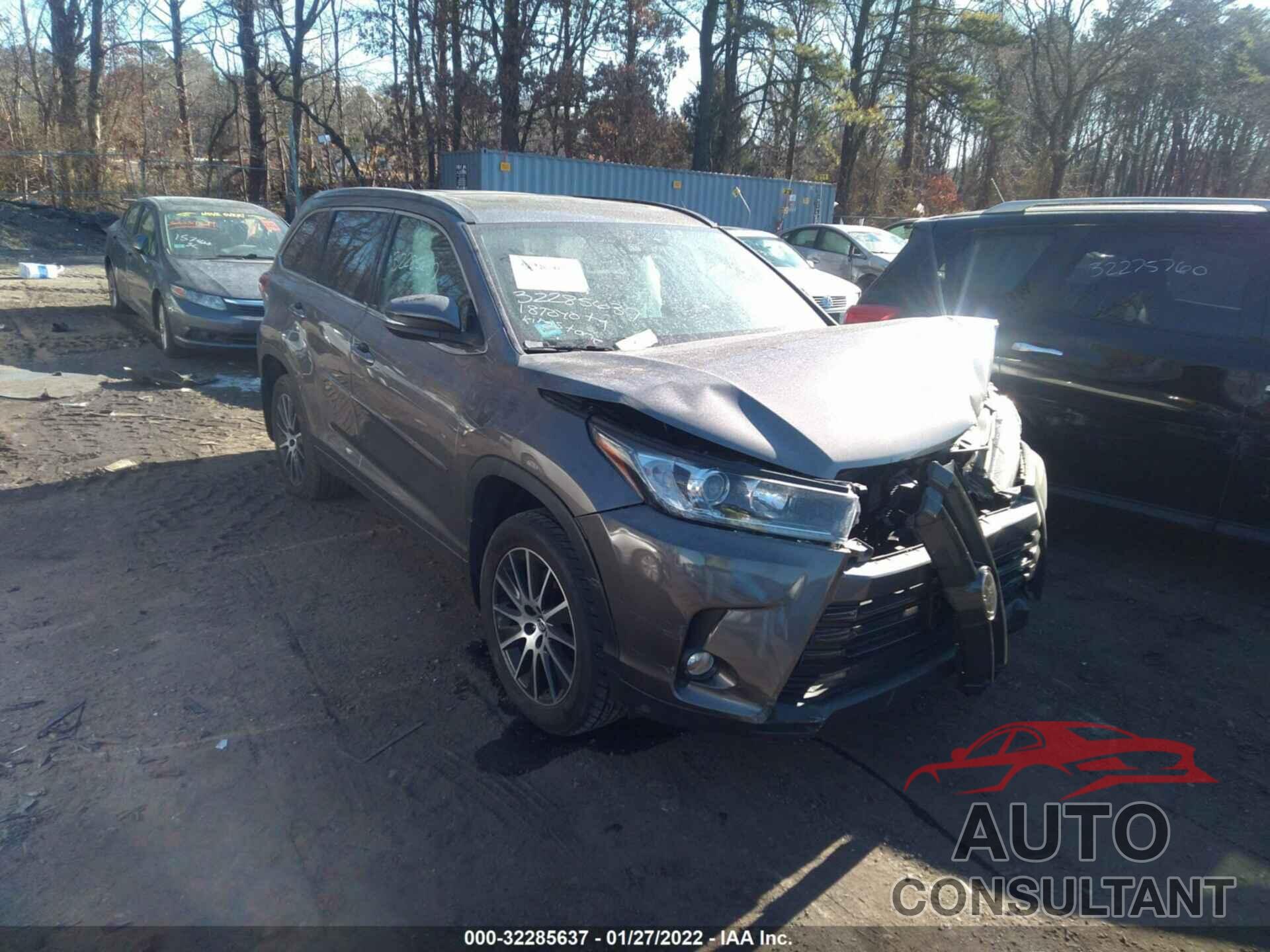 TOYOTA HIGHLANDER 2018 - 5TDJZRFH8JS804301