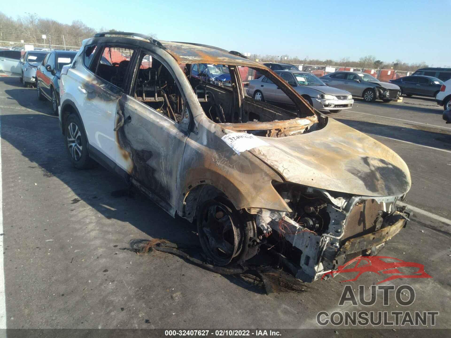 TOYOTA RAV4 2017 - JTMZFREV2HJ710554