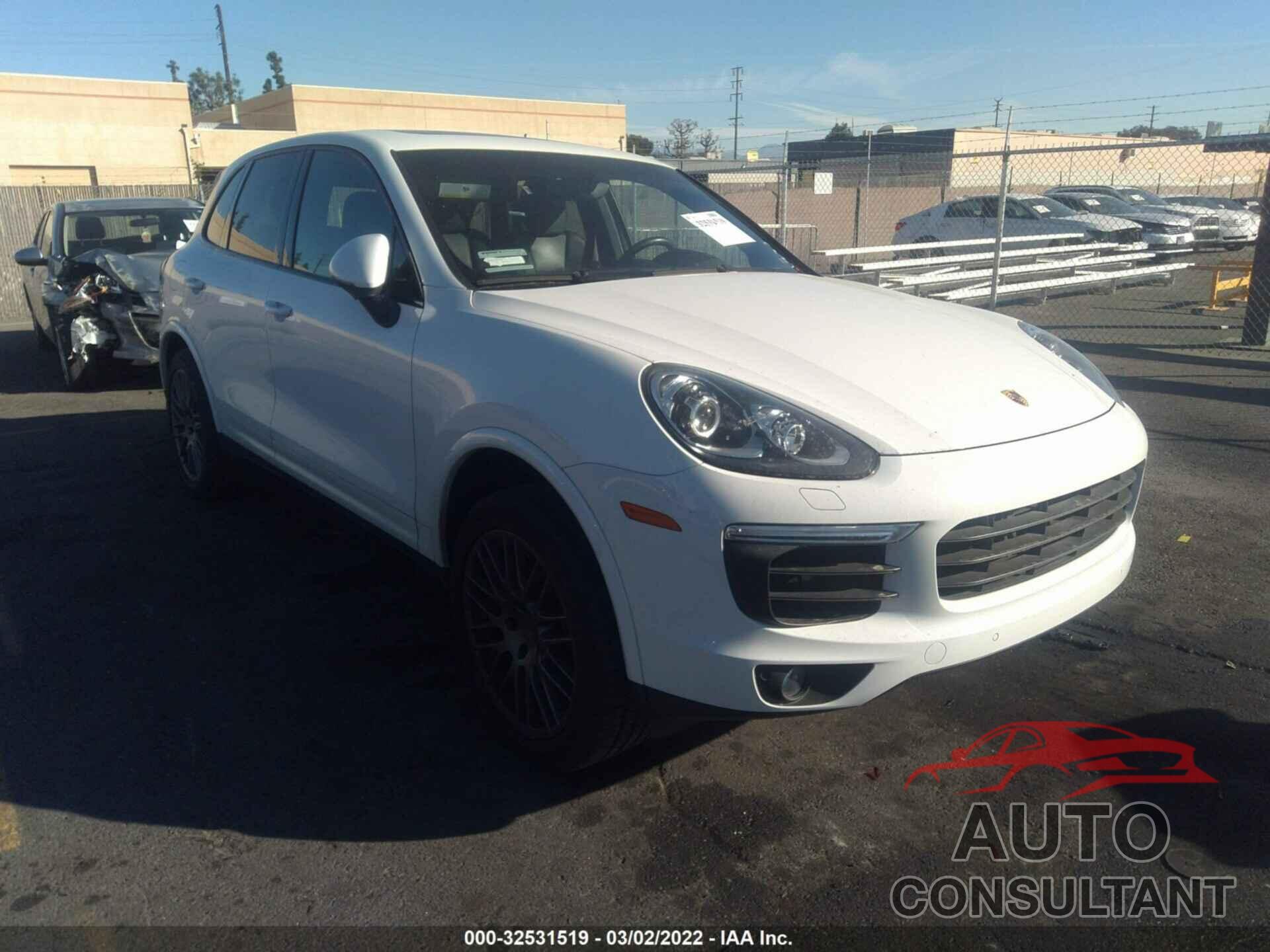 PORSCHE CAYENNE 2017 - WP1AA2A27HKA83583