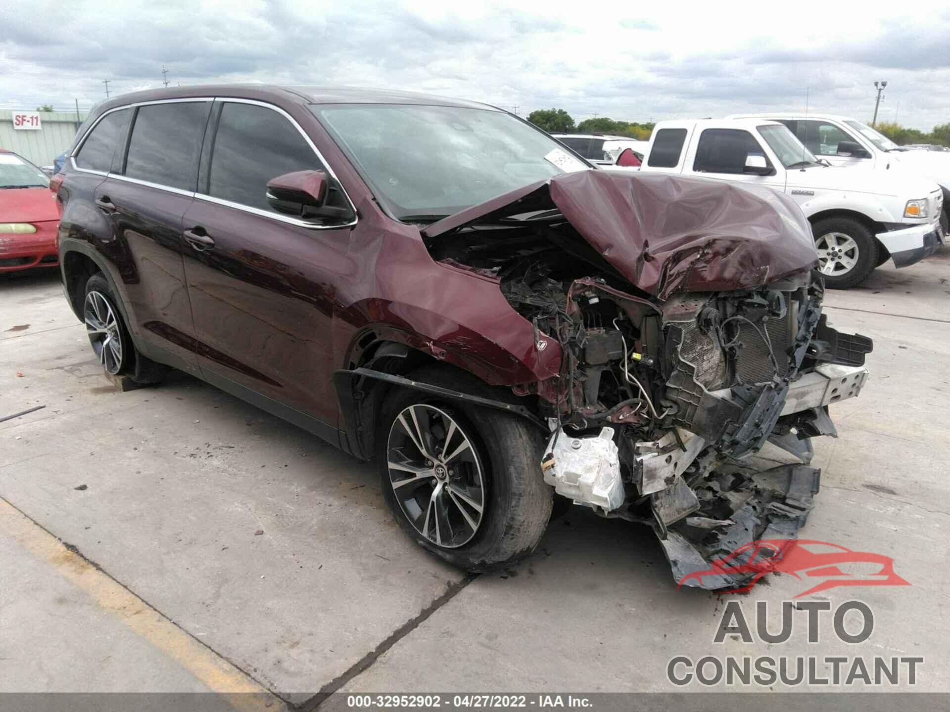 TOYOTA HIGHLANDER 2019 - 5TDZZRFH8KS302635