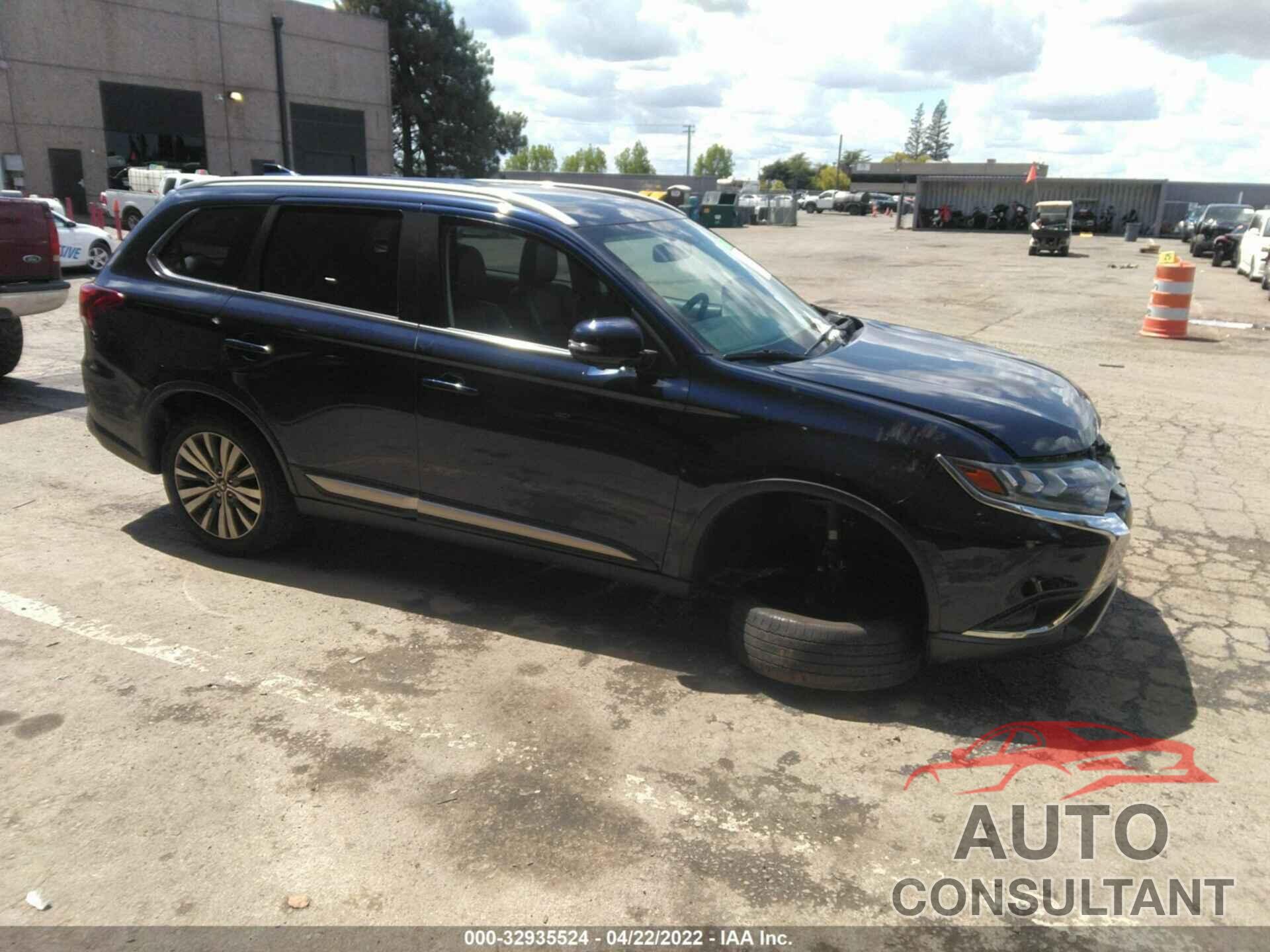 MITSUBISHI OUTLANDER 2019 - JA4AD3A39KZ009162