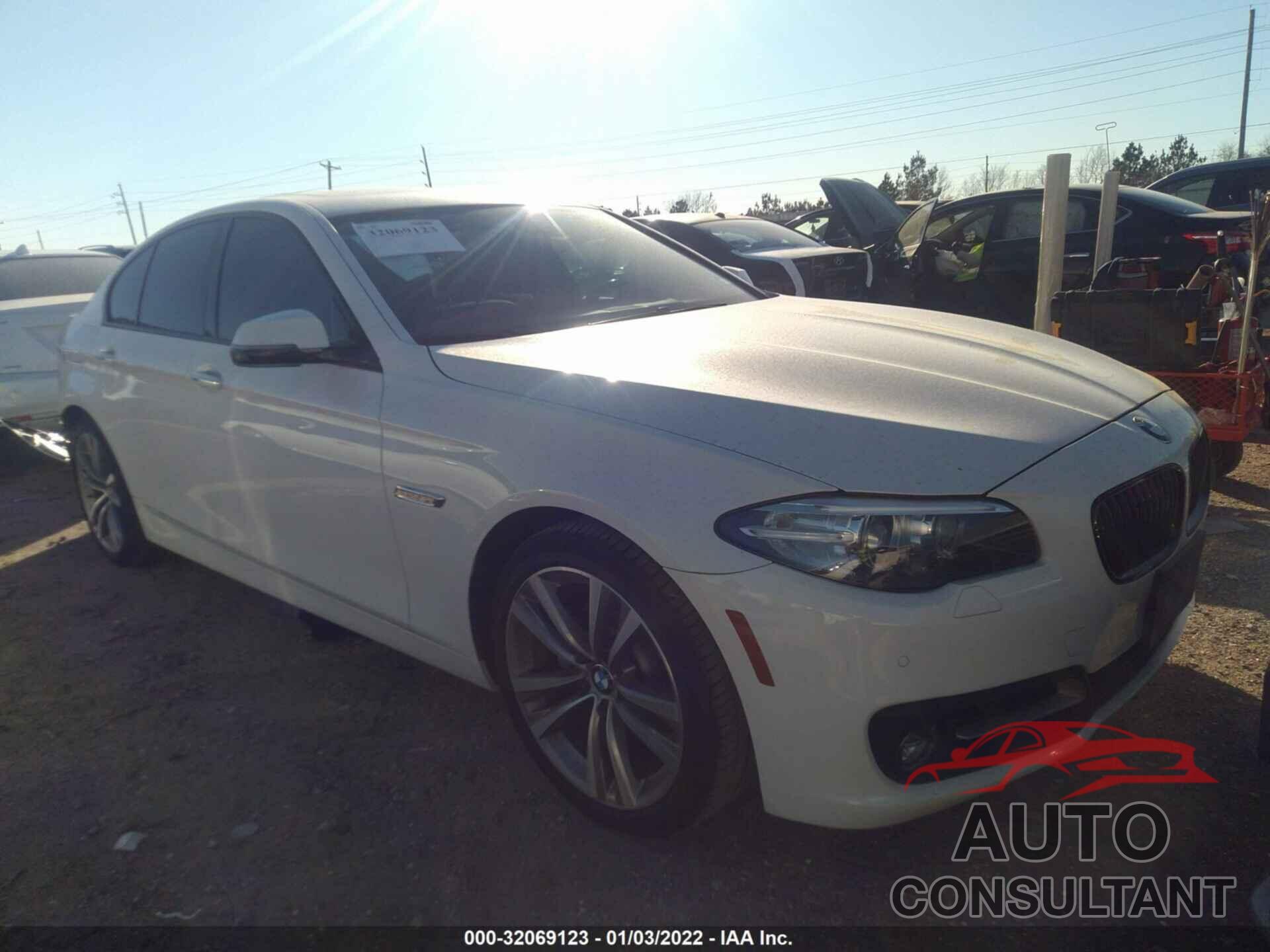 BMW 5 SERIES 2016 - WBA5A5C51GG348590