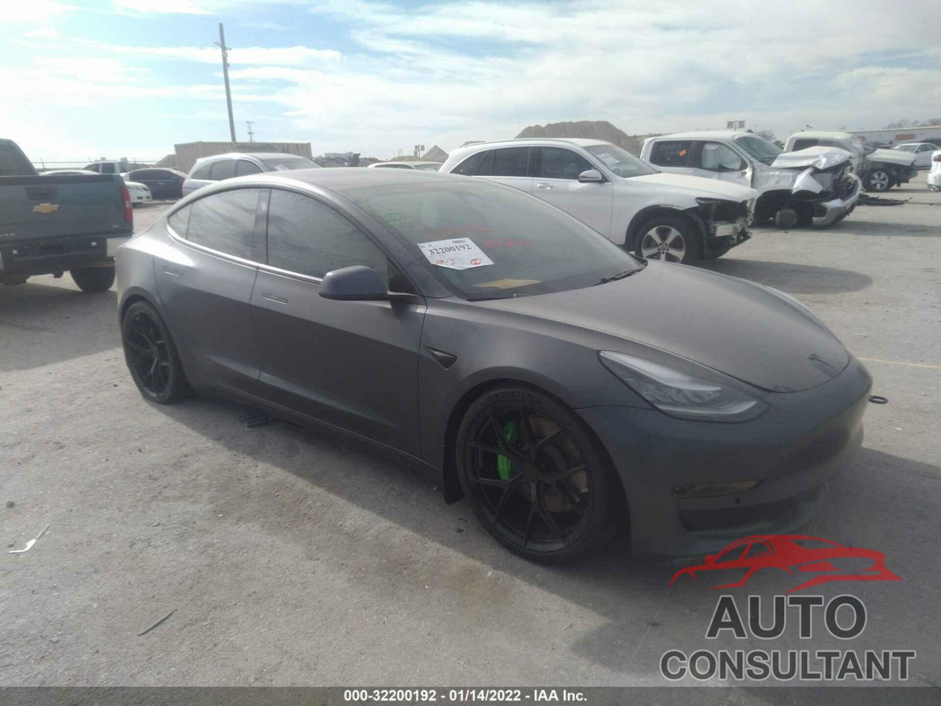 TESLA MODEL 3 2019 - 5YJ3E1EB4KF367356