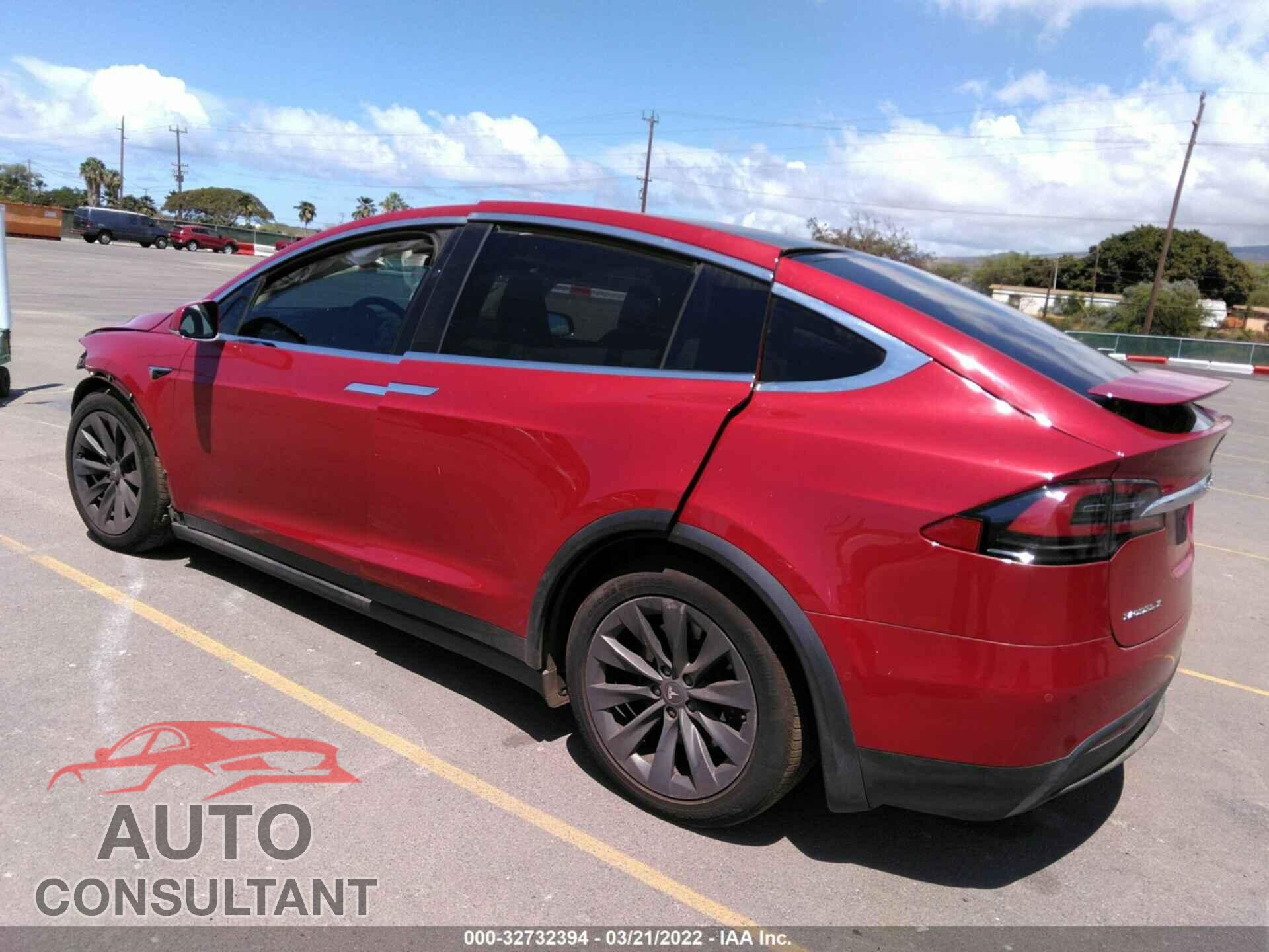 TESLA MODEL X 2017 - 5YJXCDE27HF076531