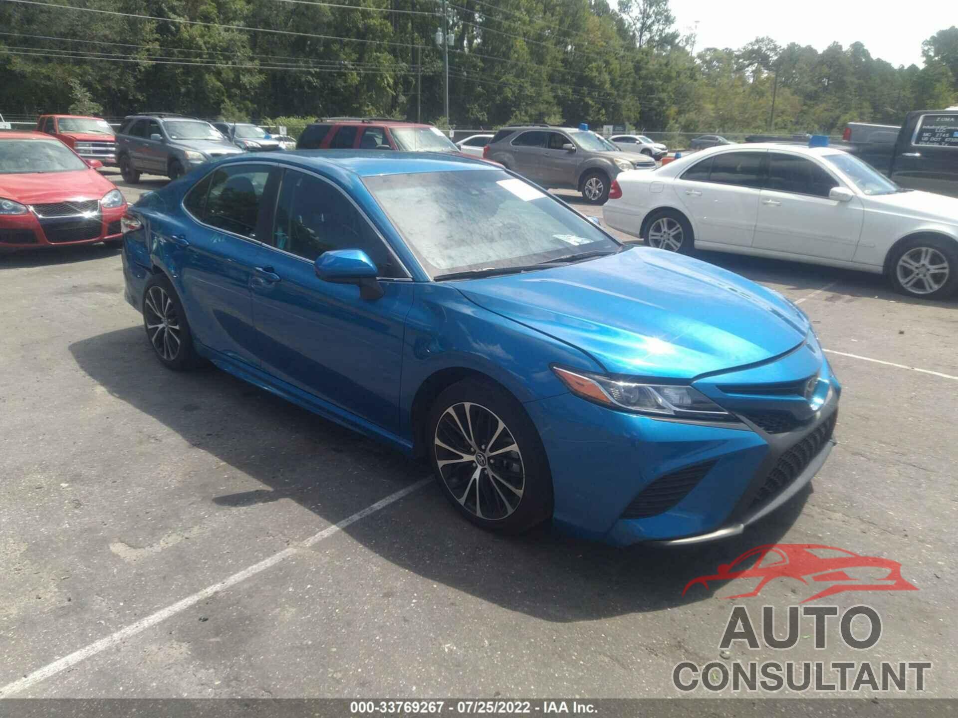 TOYOTA CAMRY 2020 - 4T1G11AK2LU353270