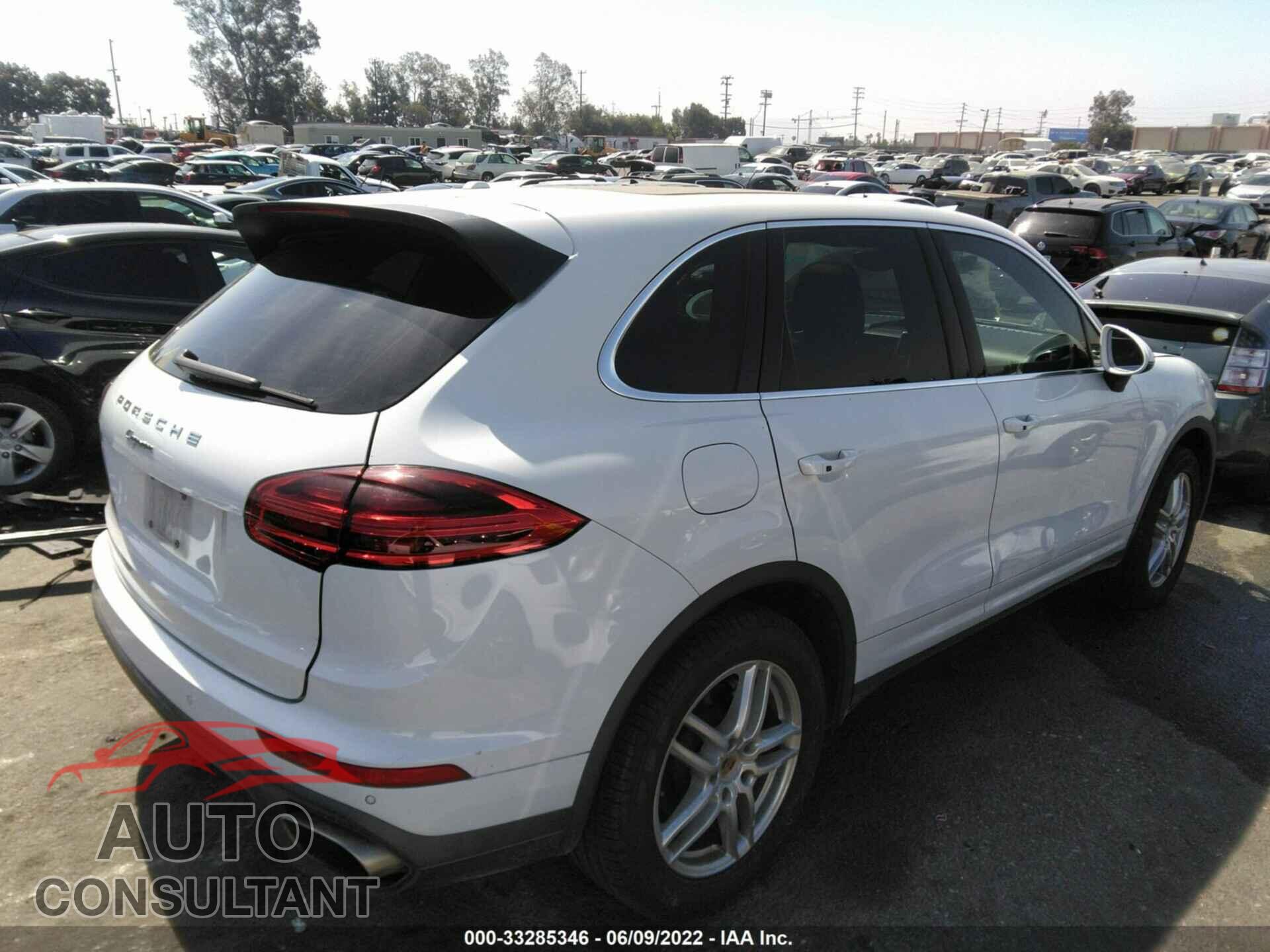 PORSCHE CAYENNE 2016 - WP1AA2A27GLA05474