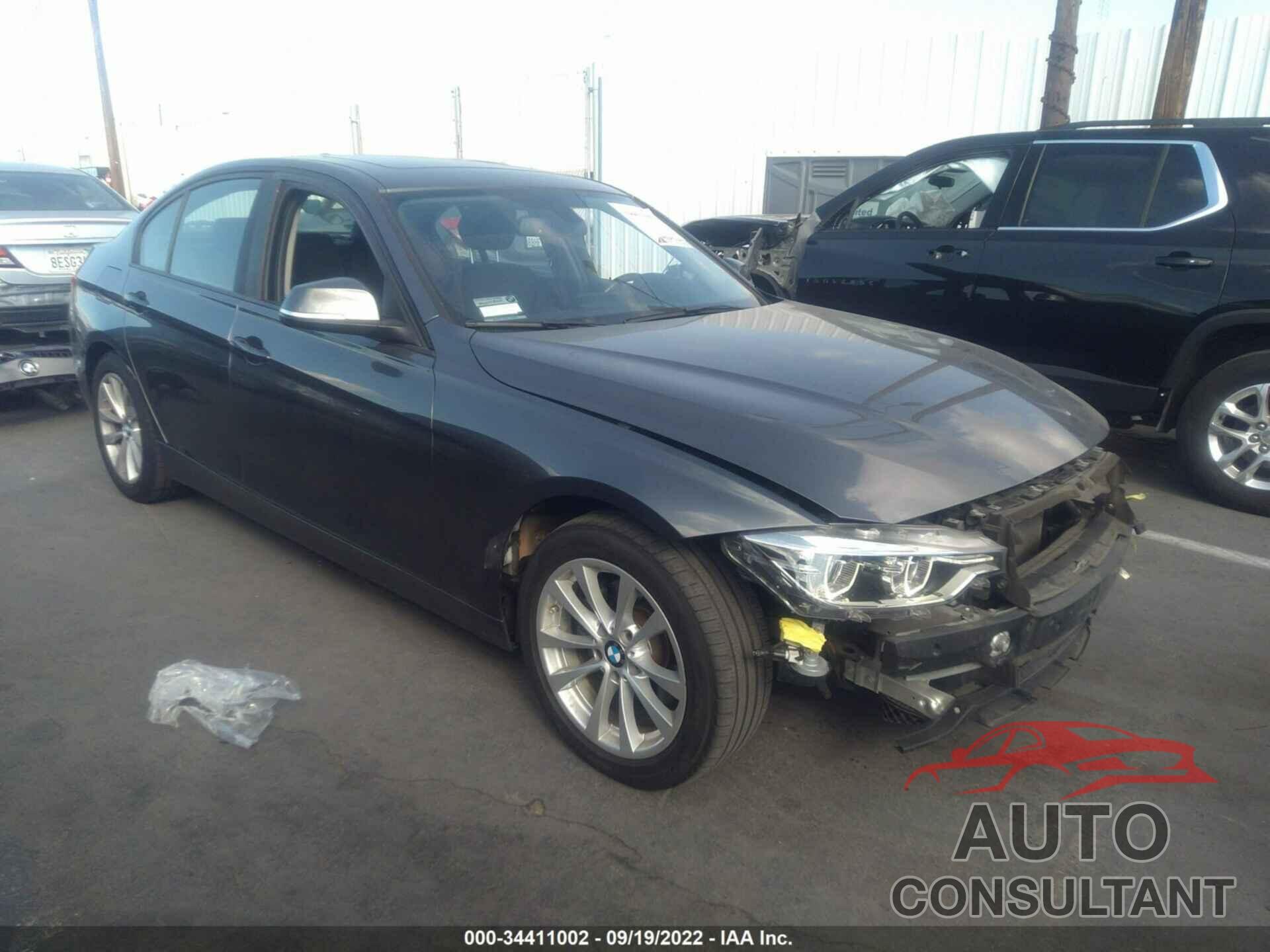 BMW 3 SERIES 2018 - WBA8E1G54JNU91623