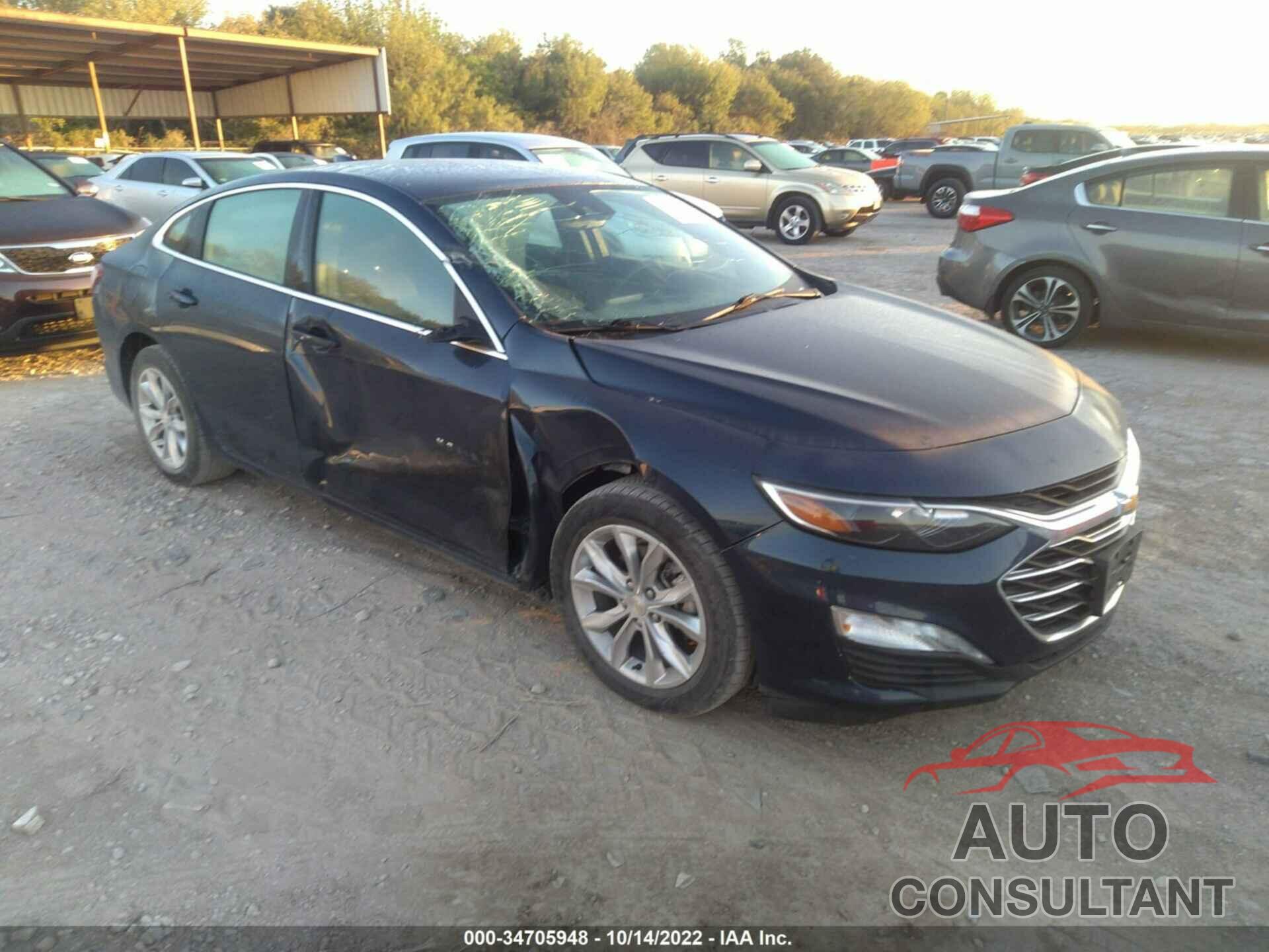 CHEVROLET MALIBU 2021 - 1G1ZD5ST6MF009801