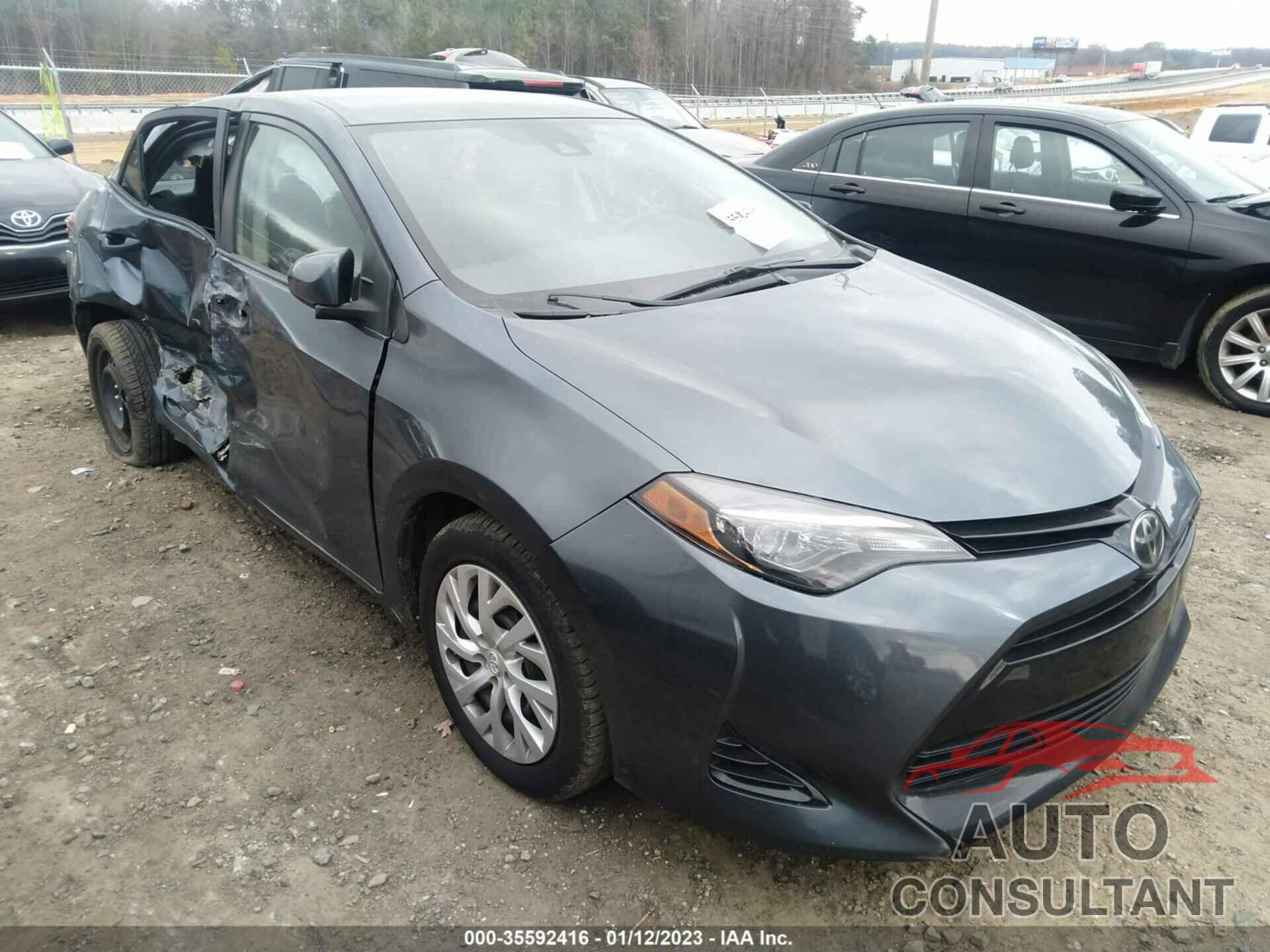 TOYOTA COROLLA 2018 - 5YFBURHE8JP773436