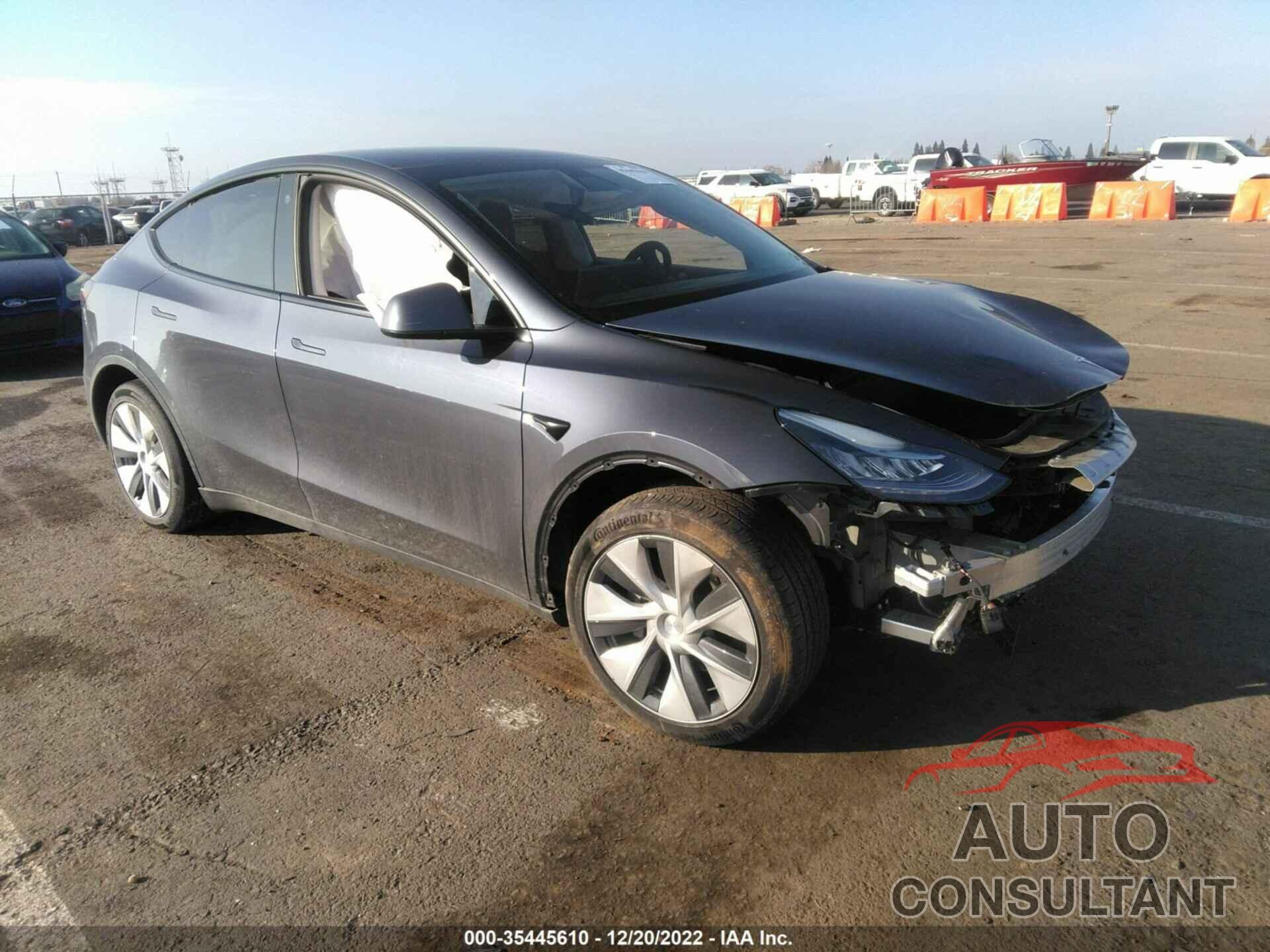 TESLA MODEL Y 2021 - 5YJYGDEE8MF270501