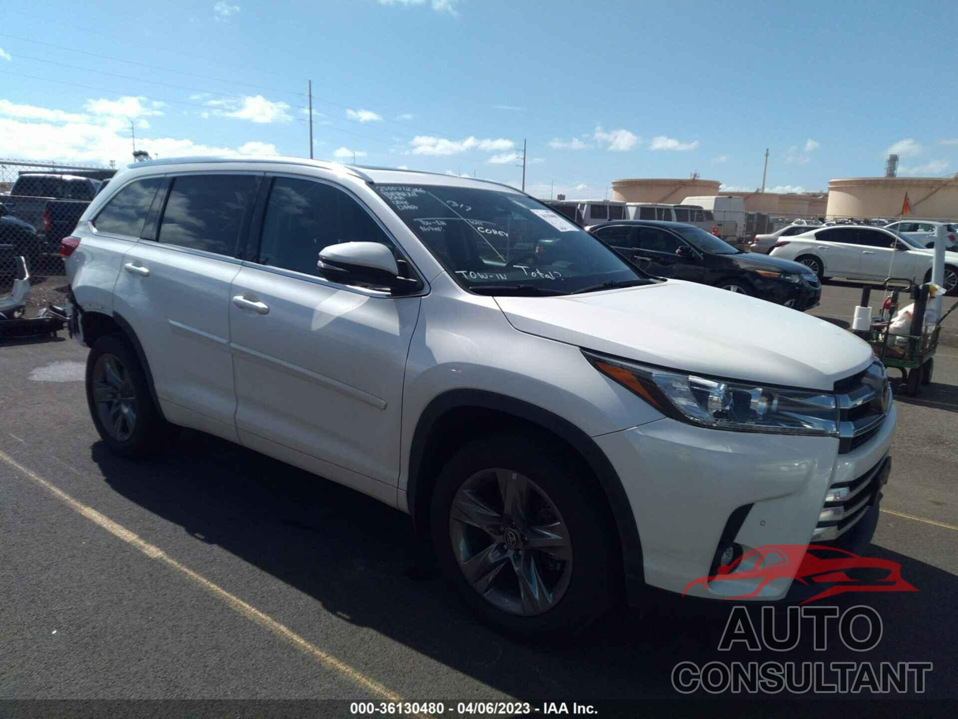 TOYOTA HIGHLANDER 2019 - 5TDDZRFH2KS979917