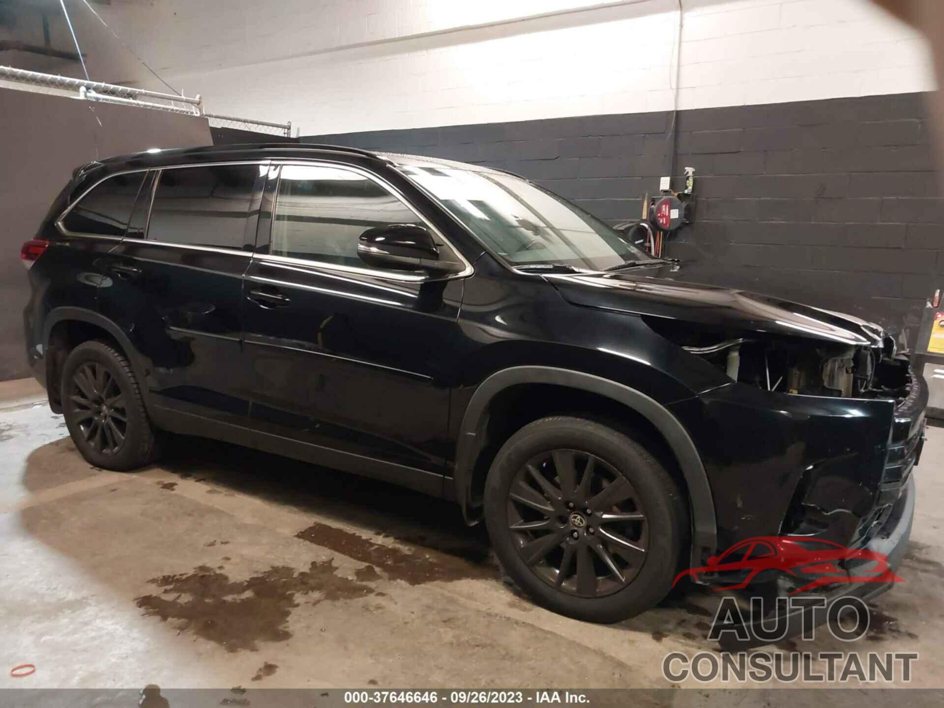 TOYOTA HIGHLANDER 2019 - 5TDJZRFH2KS627424