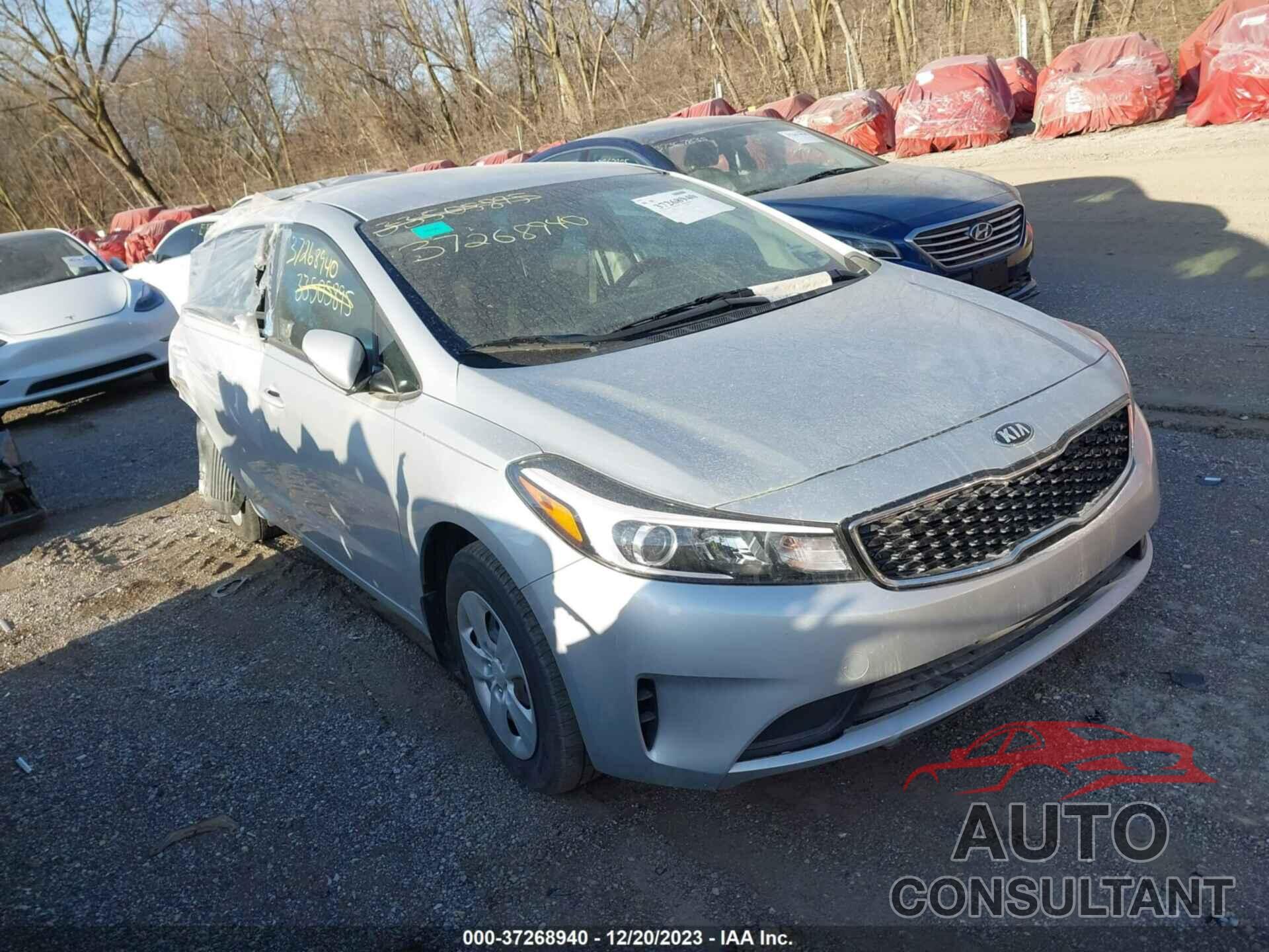 KIA FORTE 2018 - KNAFK5A82J5774001