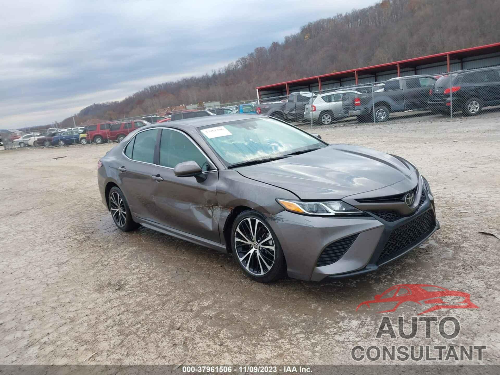 TOYOTA CAMRY 2020 - 4T1G11AK2LU964657