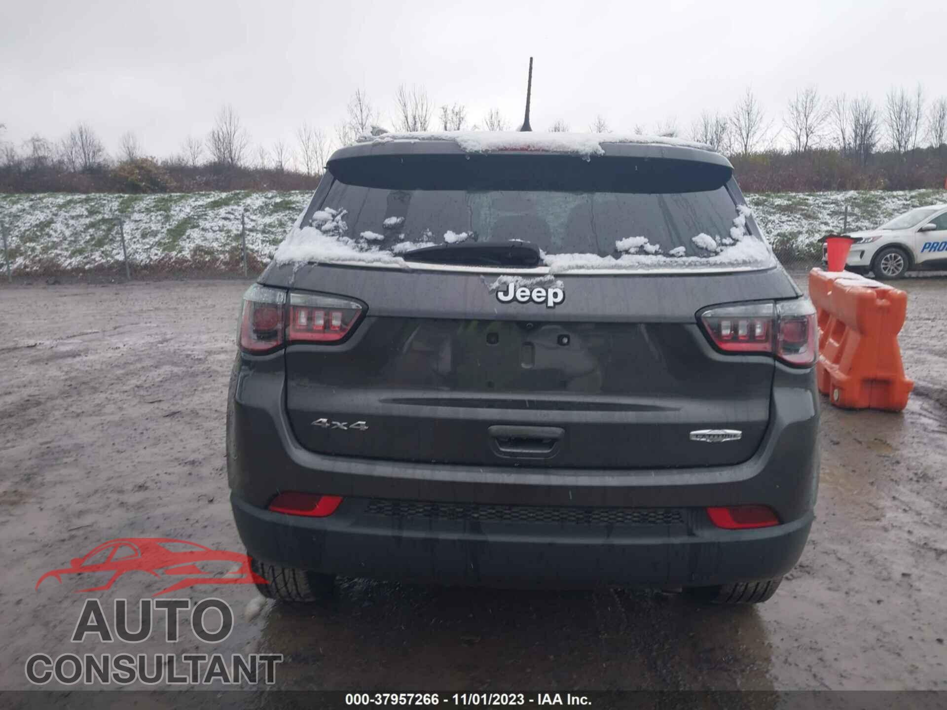 JEEP COMPASS 2021 - 3C4NJDBB8MT537524