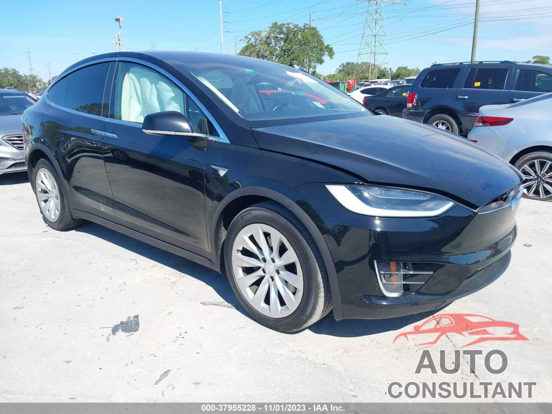 TESLA MODEL X 2017 - 5YJXCDE20HF051955