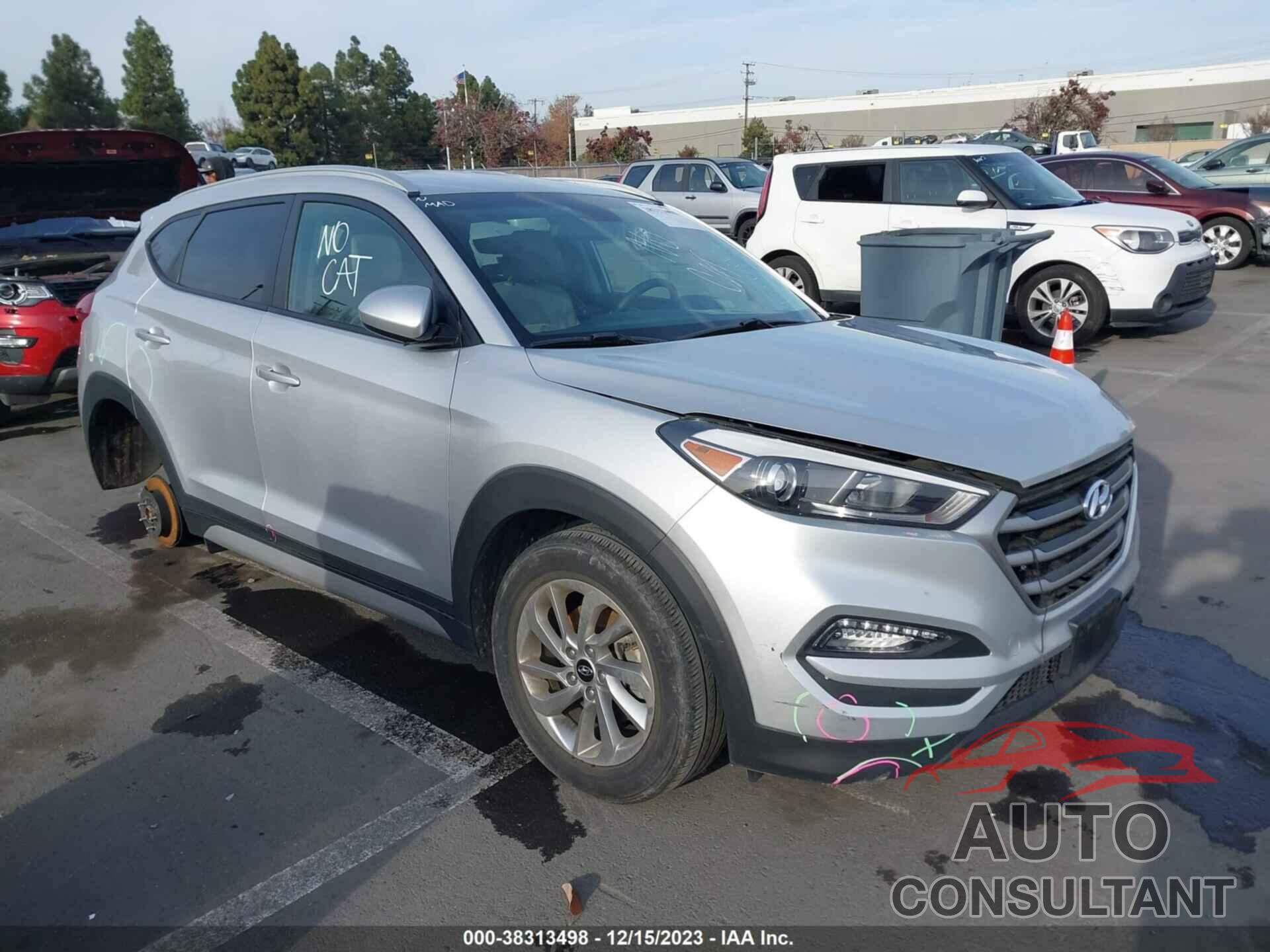 HYUNDAI TUCSON 2018 - KM8J33A41JU693200