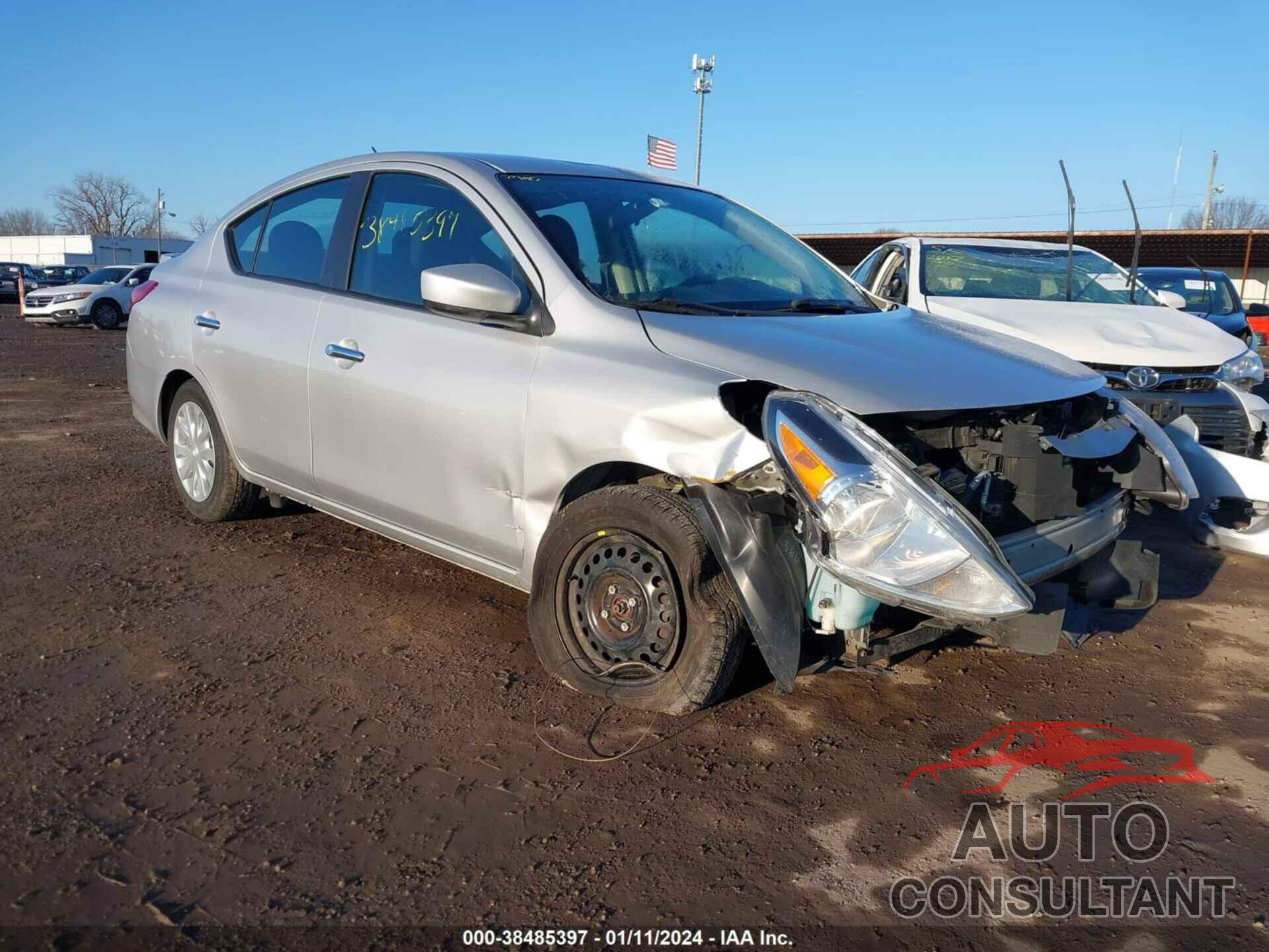 NISSAN VERSA 2019 - 3N1CN7AP8KL859994