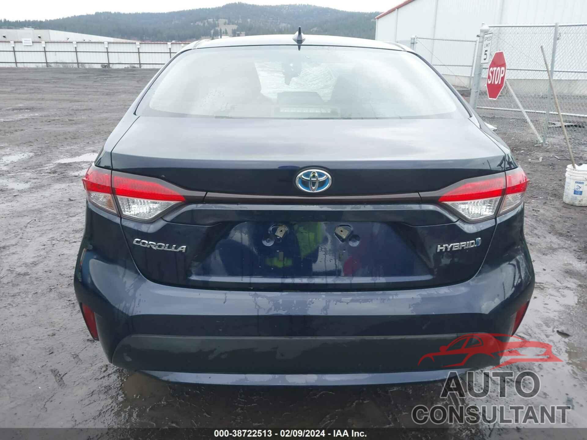 TOYOTA COROLLA 2022 - JTDEAMDE8NJ047696