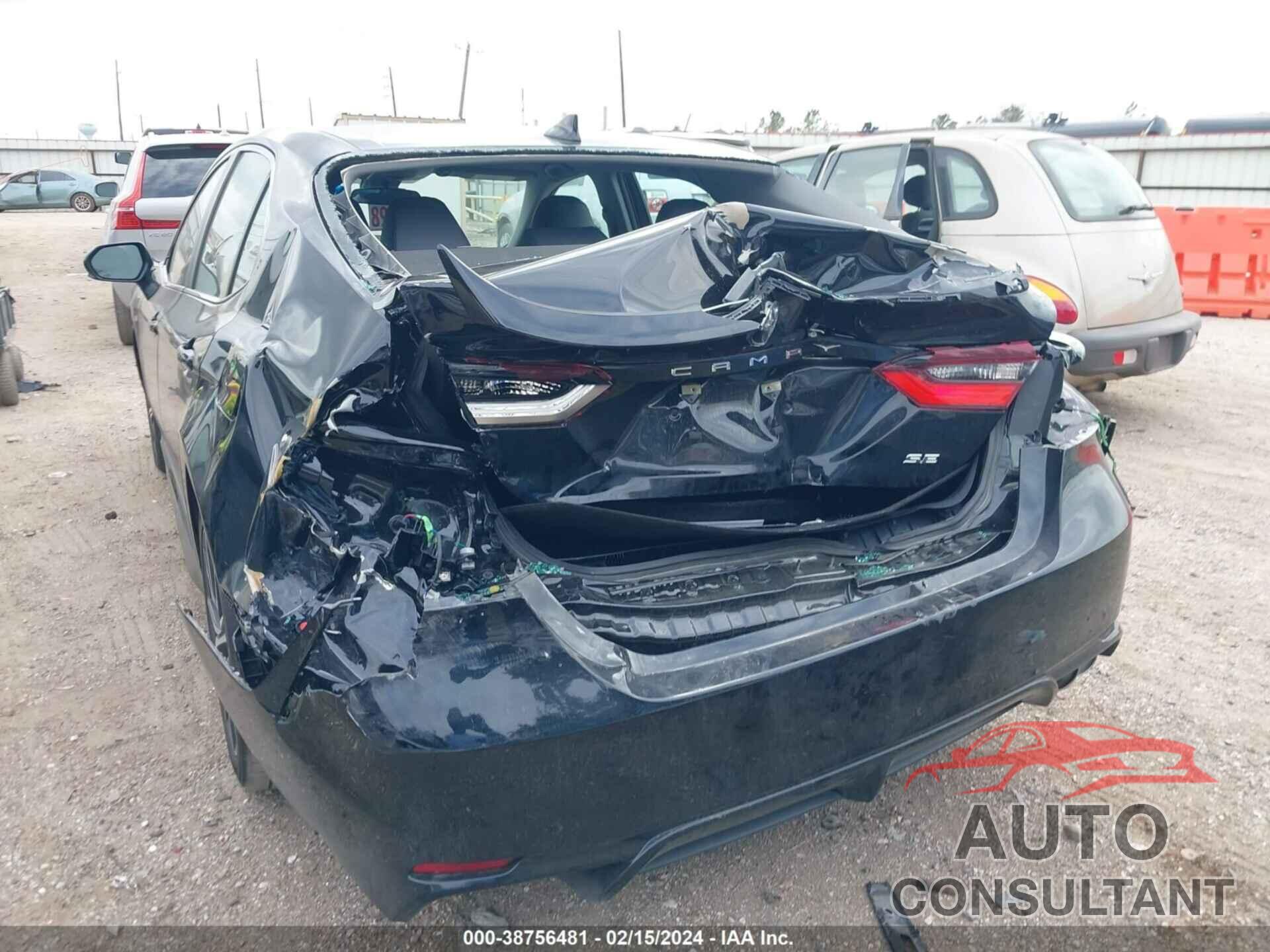 TOYOTA CAMRY 2023 - 4T1G11AK4PU821778