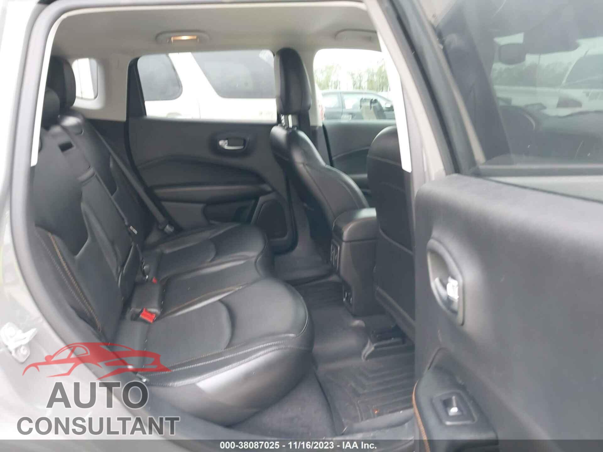 JEEP COMPASS 2020 - 3C4NJCCB2LT108175