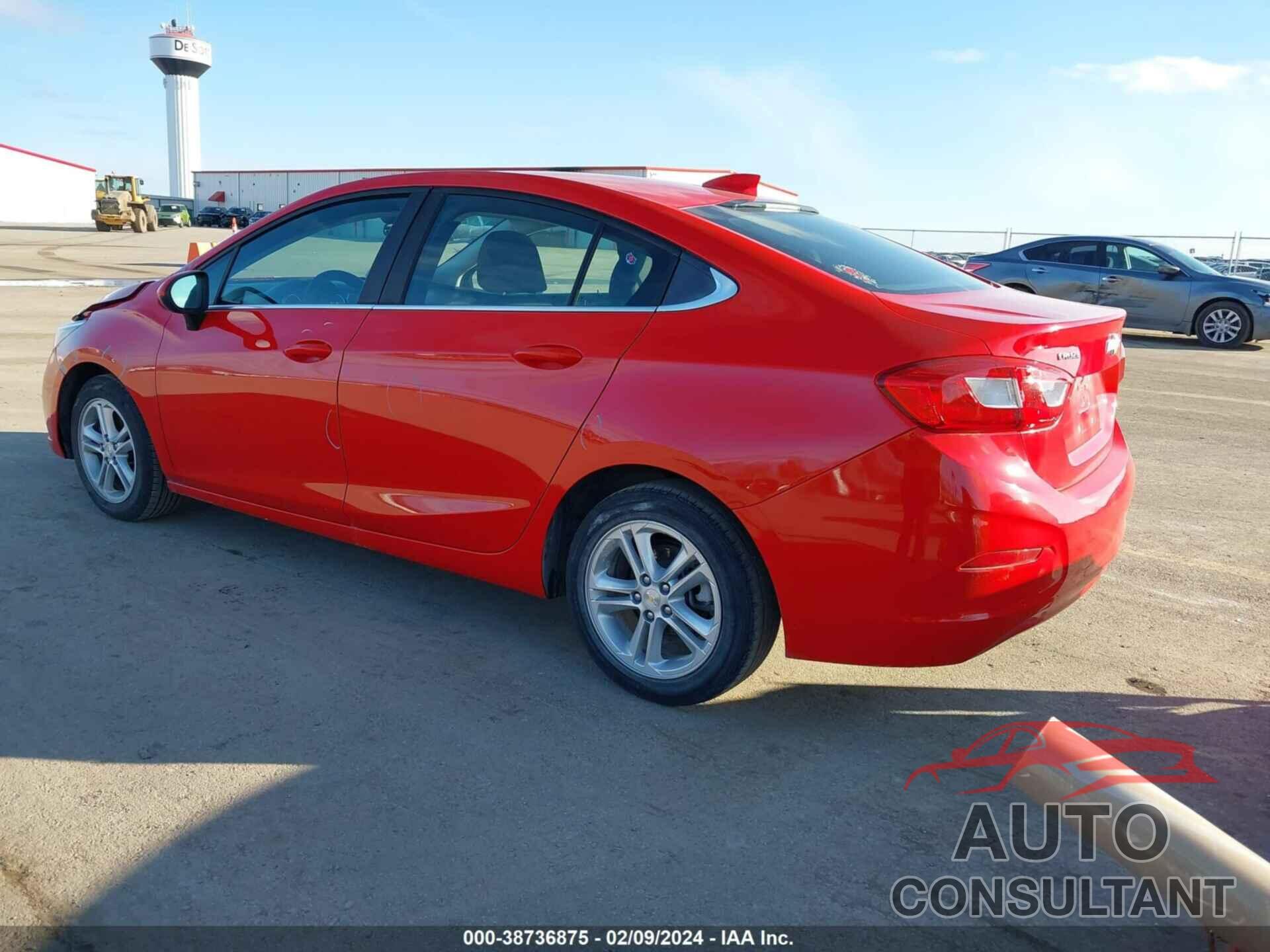 CHEVROLET CRUZE 2018 - 1G1BE5SM1J7169999