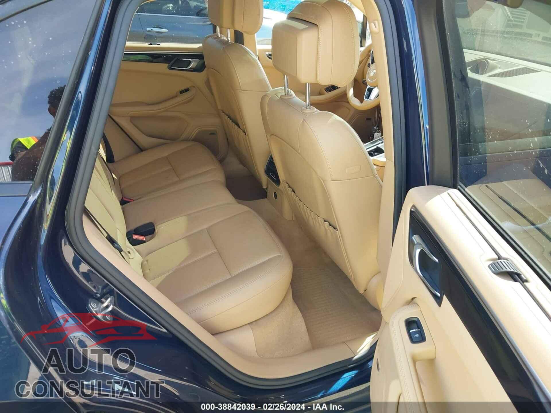 PORSCHE MACAN 2017 - WP1AA2A52HLB82557