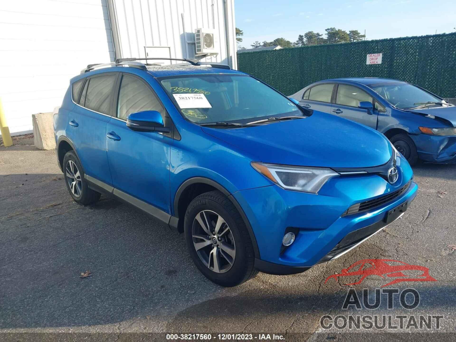 TOYOTA RAV4 2016 - JTMWFREVXGJ074709