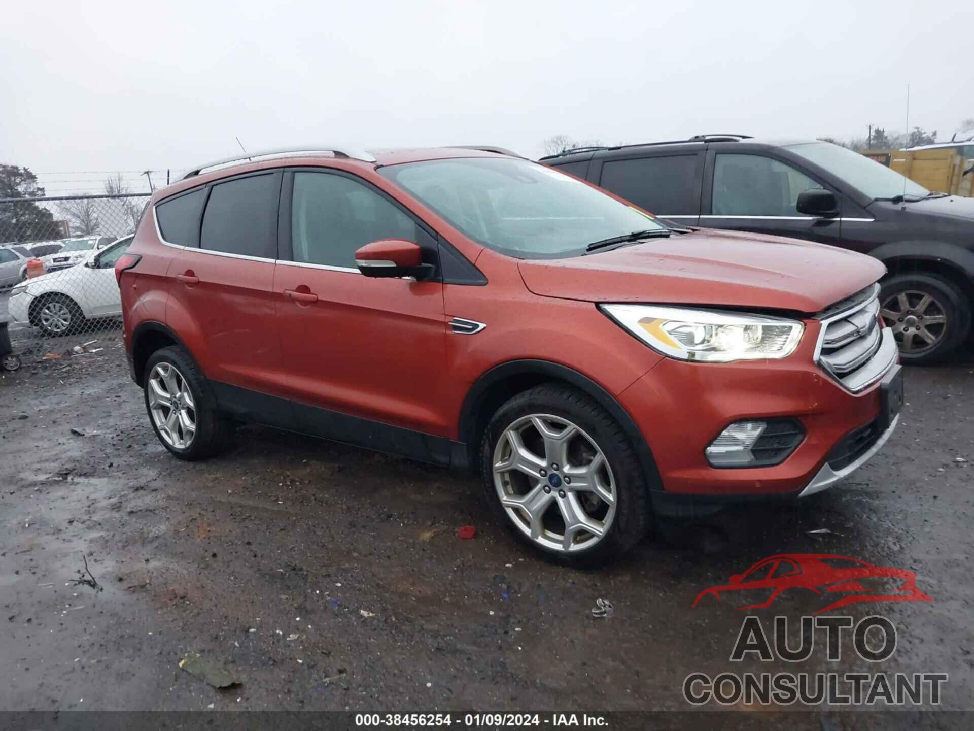 FORD ESCAPE 2019 - 1FMCU9J99KUB49372
