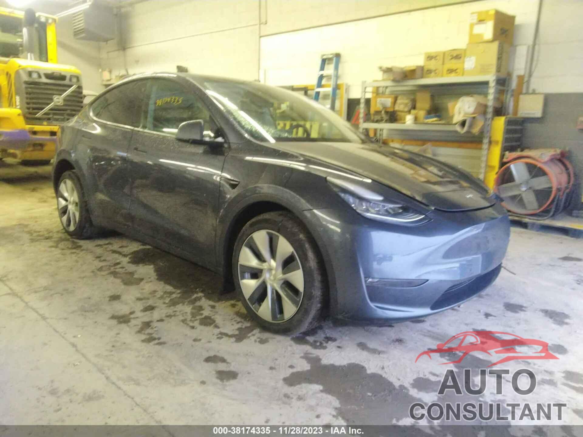 TESLA MODEL Y 2023 - 7SAYGDEE1PF596258