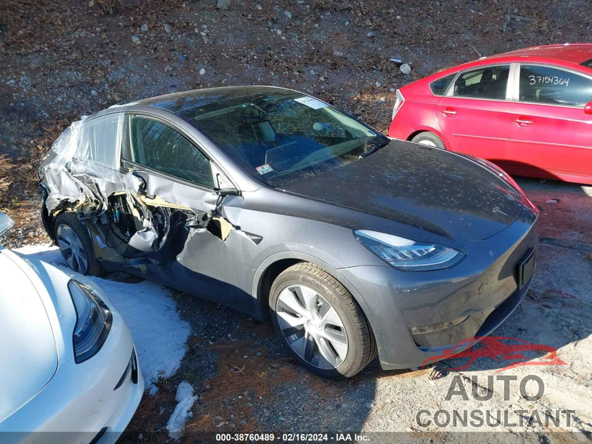 TESLA MODEL Y 2021 - 5YJYGDEE5MF232806