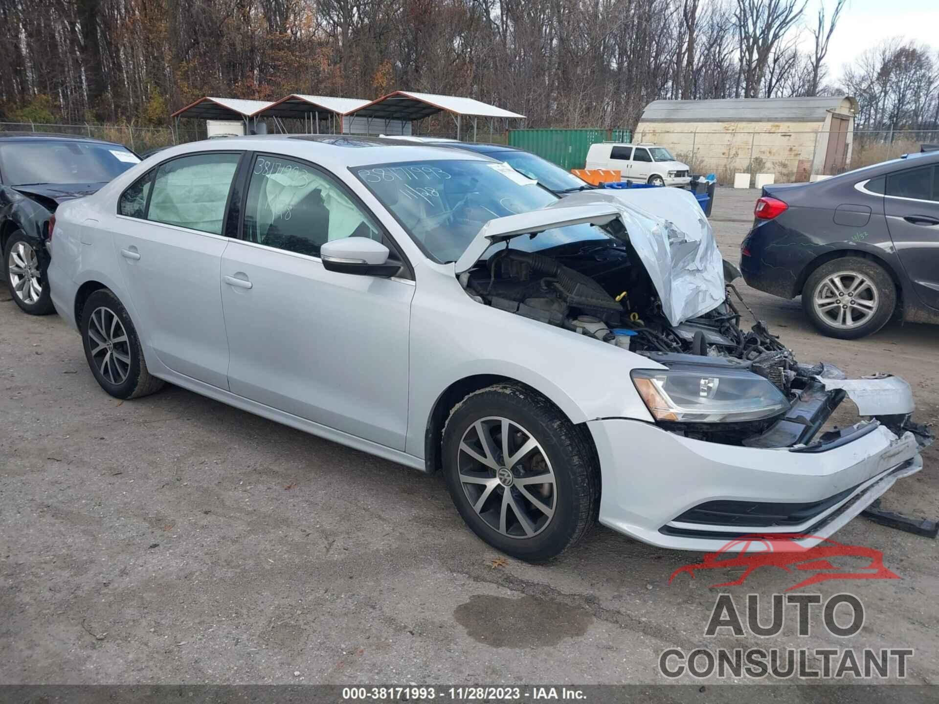 VOLKSWAGEN JETTA 2017 - 3VWDB7AJ8HM230872
