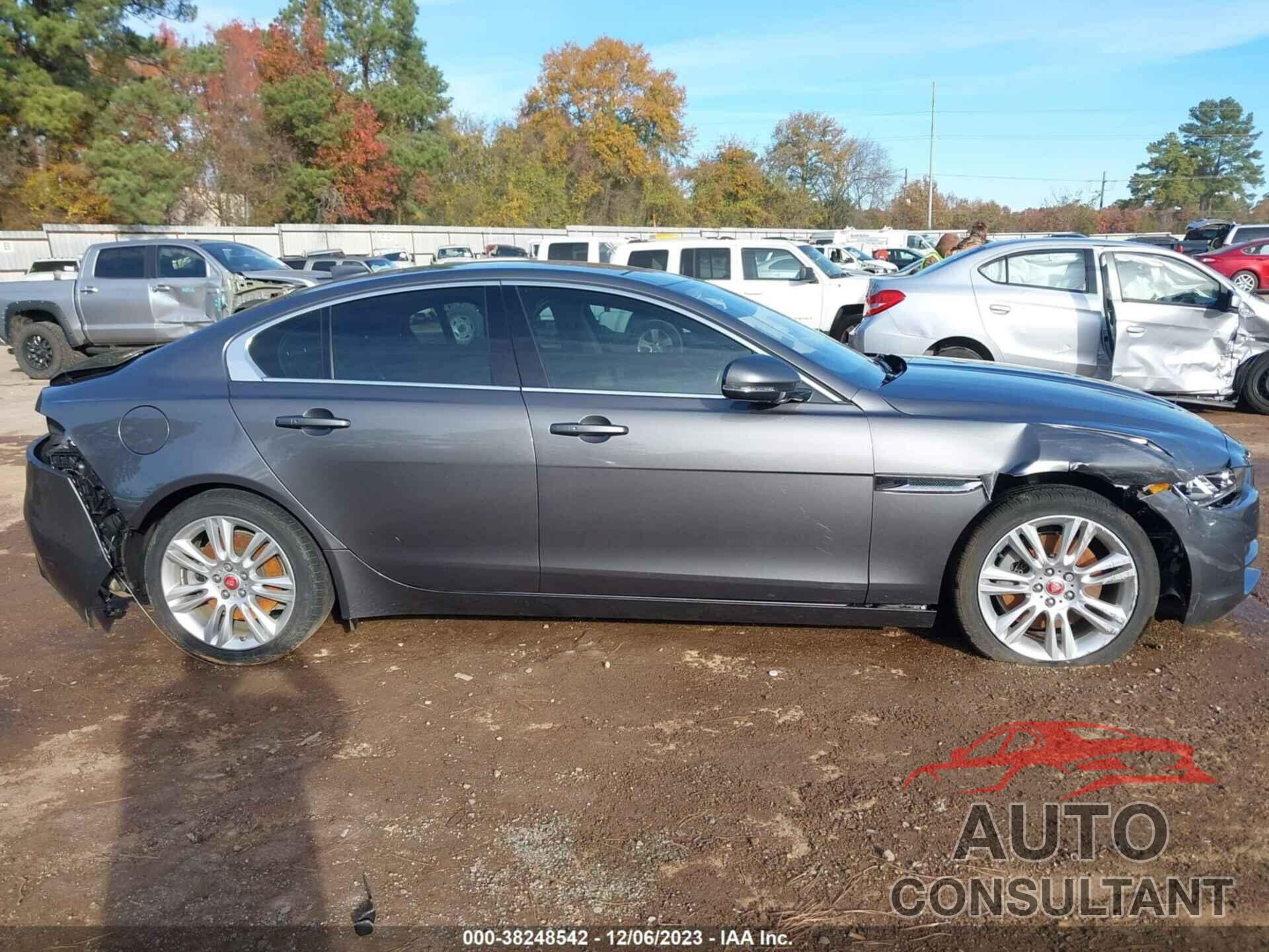 JAGUAR XE 2019 - SAJAD4FX0KCP52188