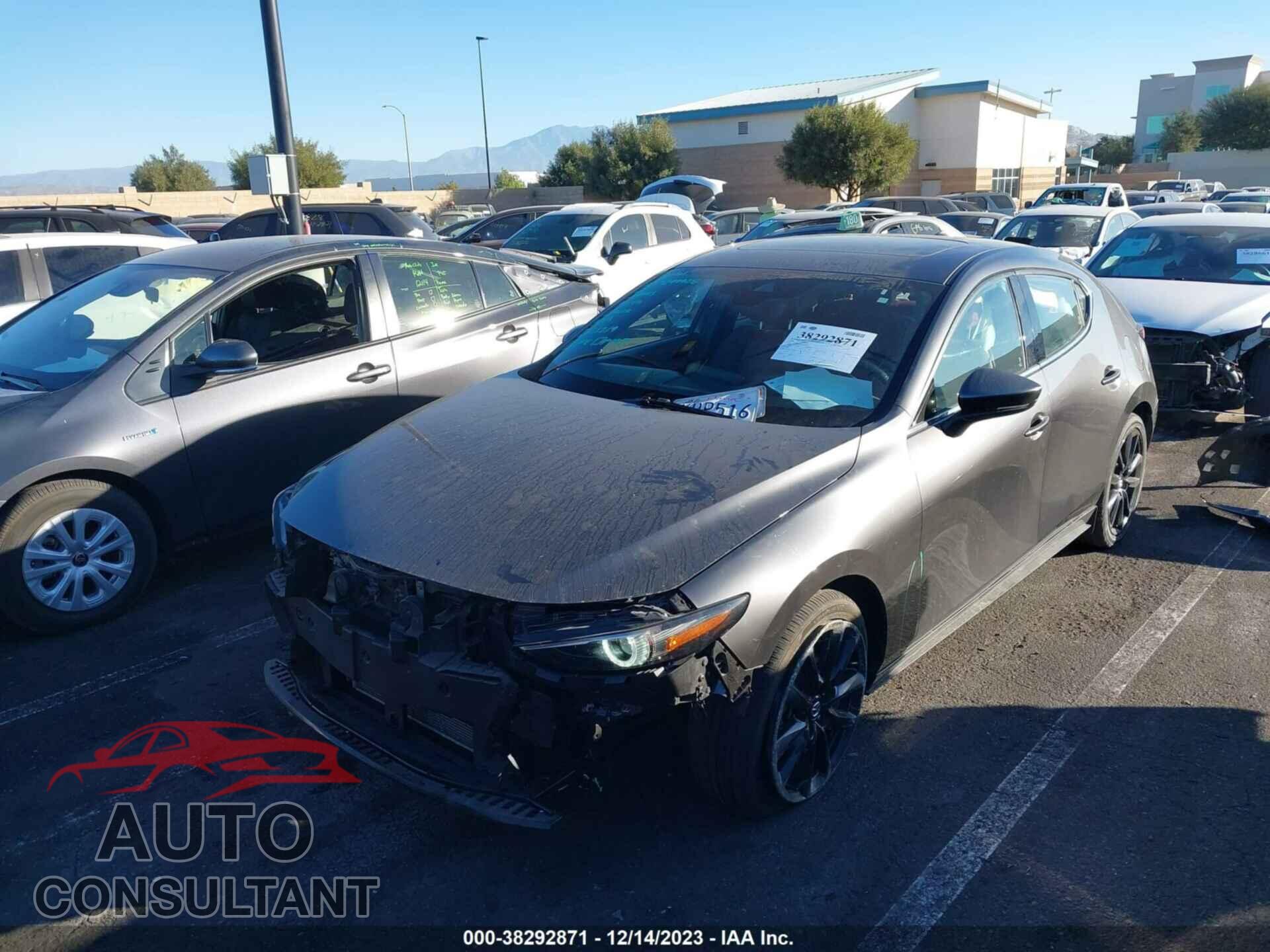 MAZDA MAZDA3 2021 - JM1BPAML0M1400848