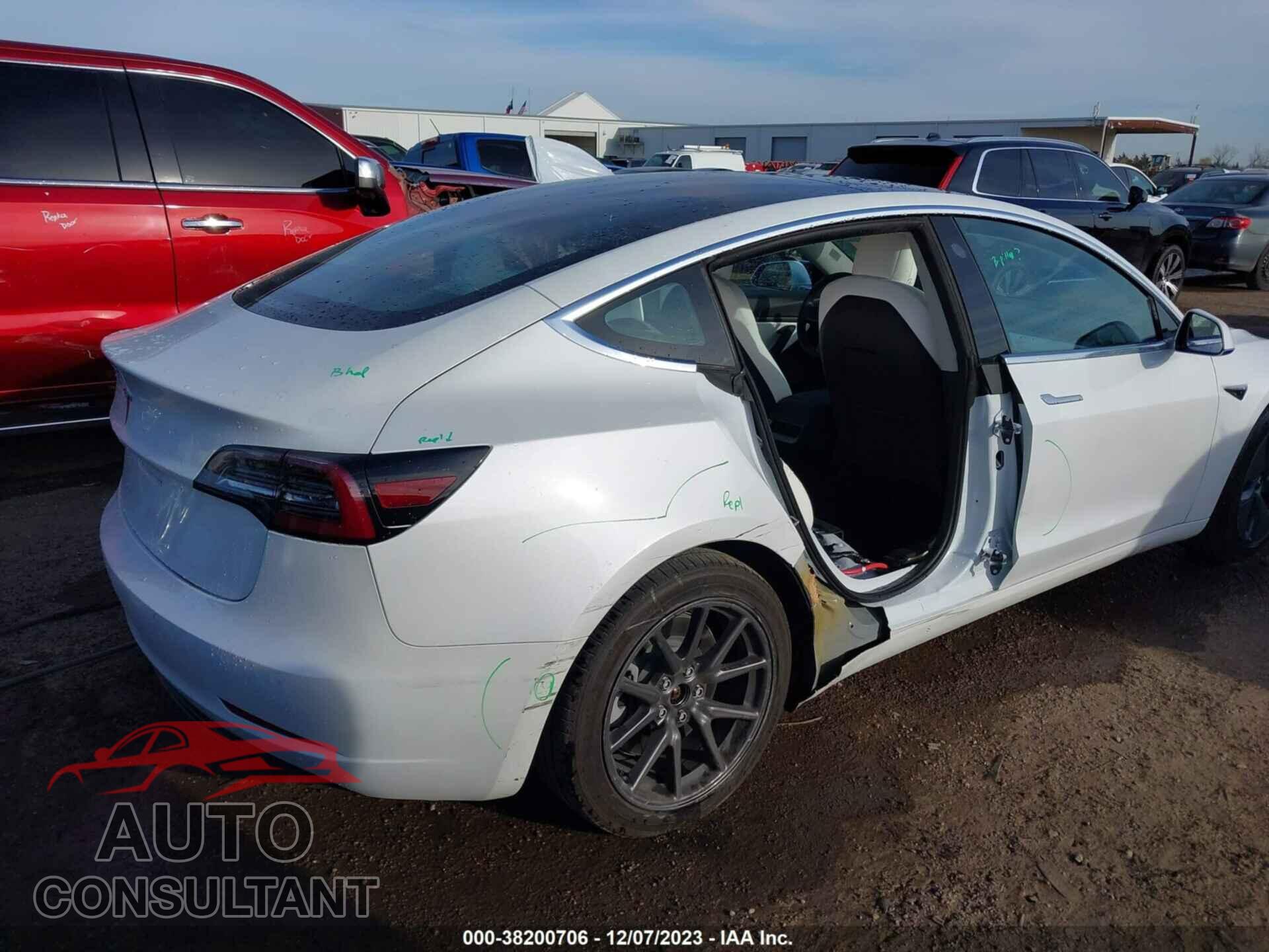 TESLA MODEL 3 2020 - 5YJ3E1EA2LF718208