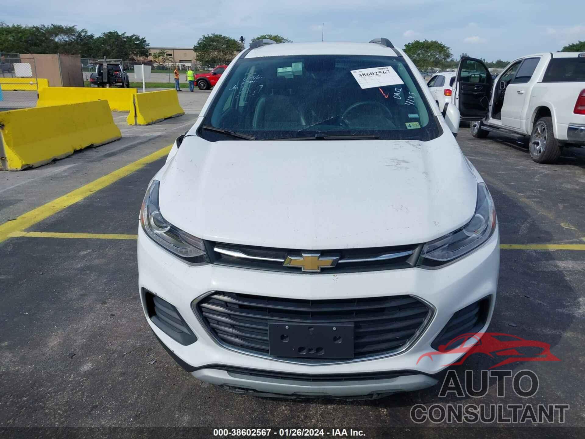 CHEVROLET TRAX 2021 - KL7CJPSM3MB364228