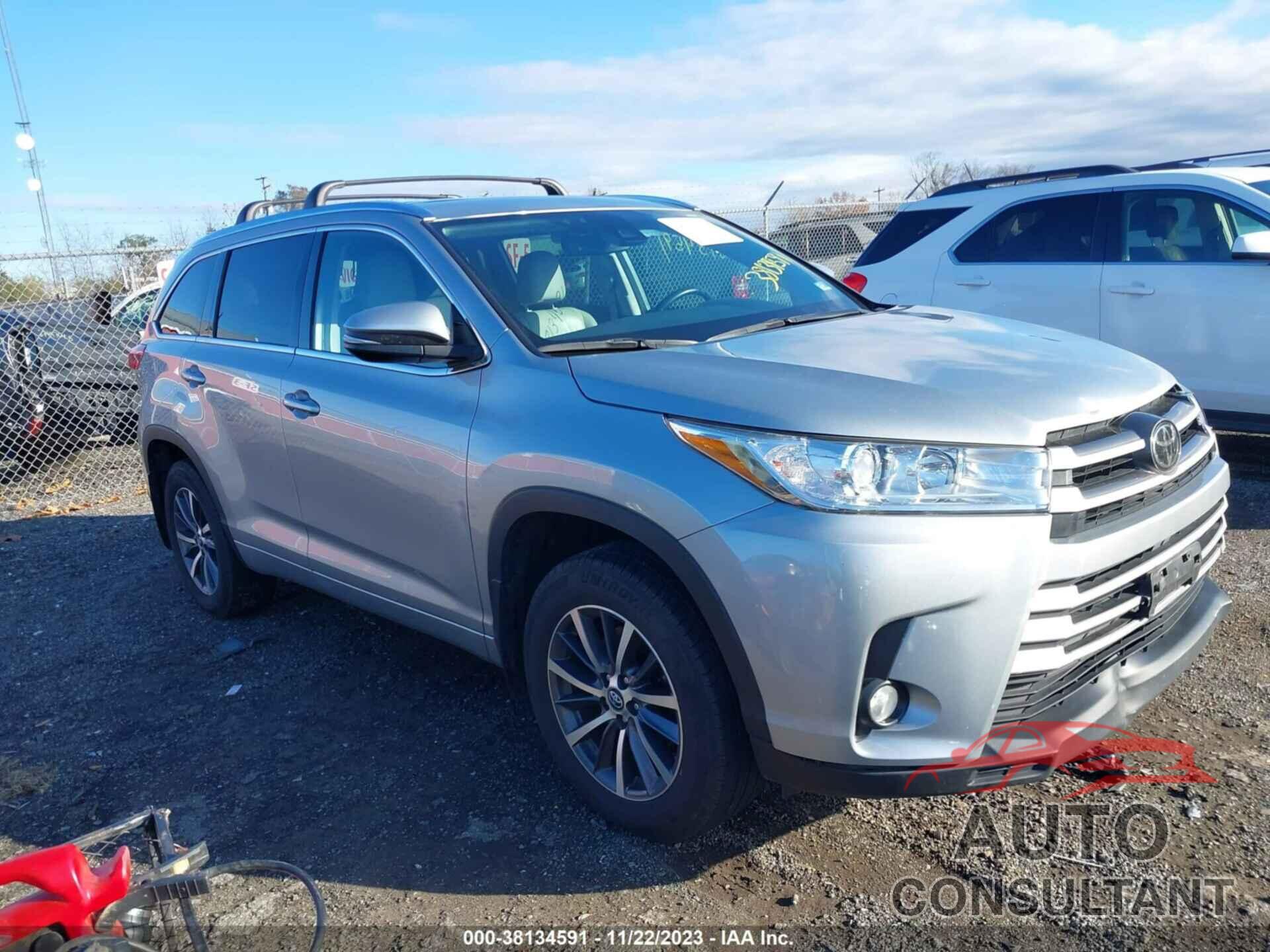 TOYOTA HIGHLANDER 2017 - 5TDJZRFH6HS412962